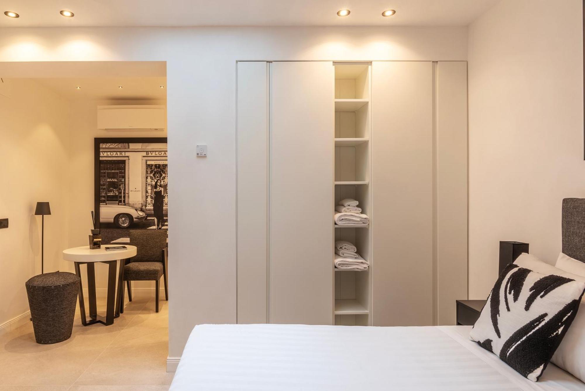 Borghese Luxury Apartment Rome