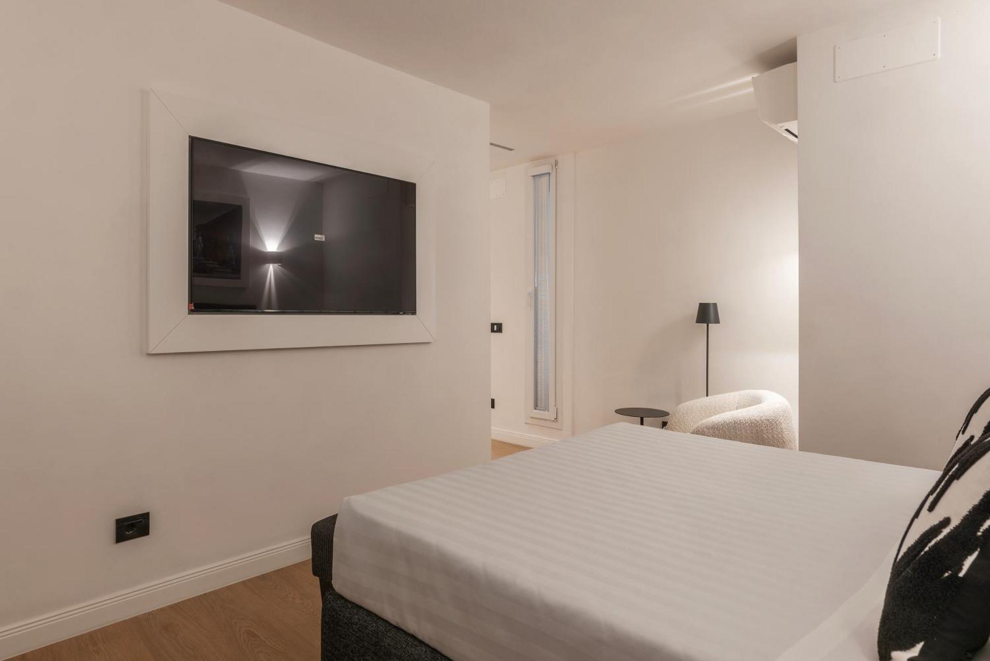 Borghese Luxury Apartment Rome