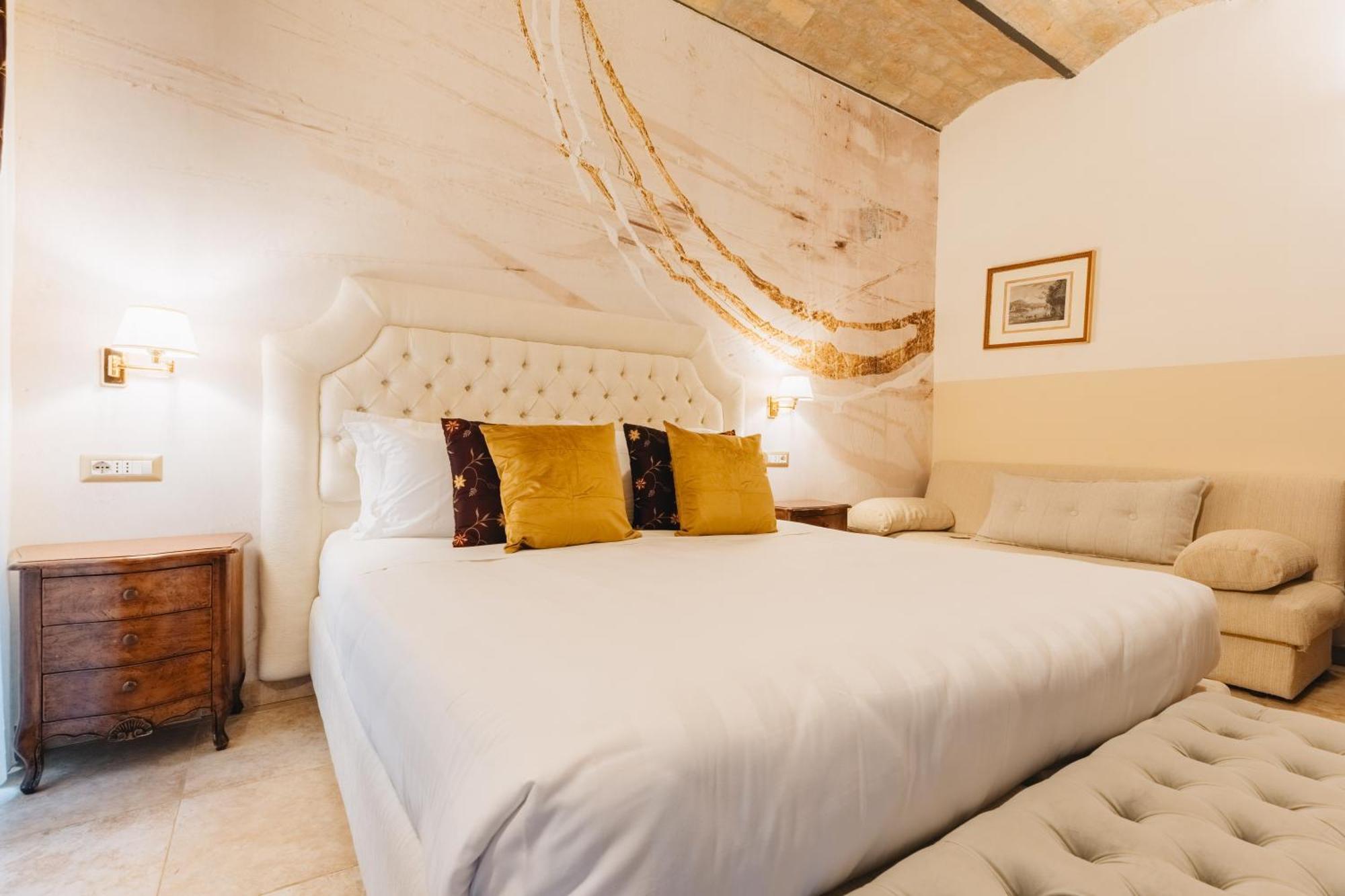 Le Clarisse Pantheon Hotel 3*