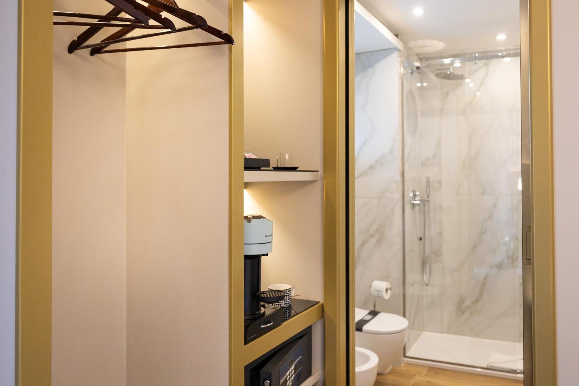 Mavi Luxury Bed & Breakfast Rome