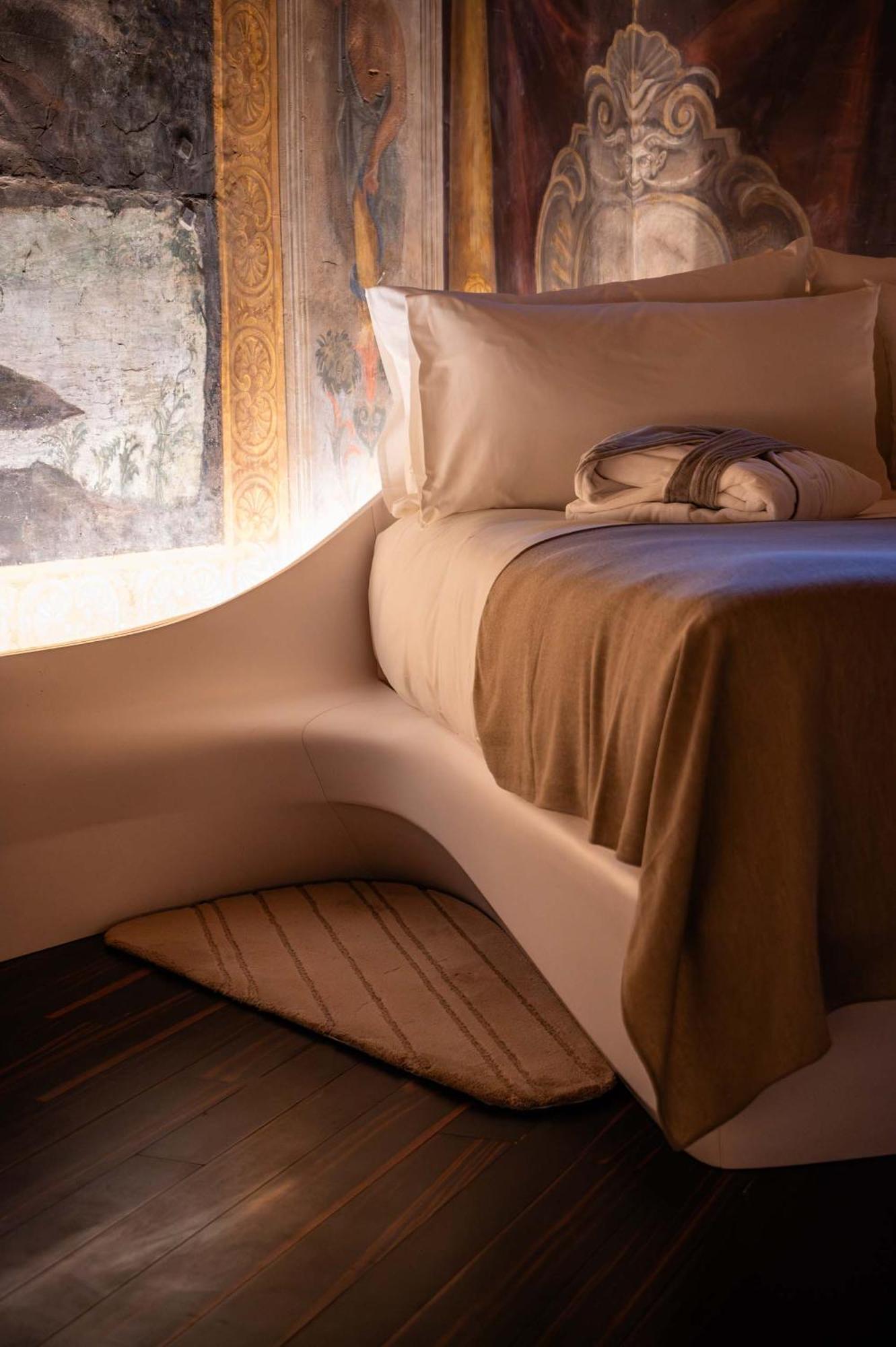 Hotel Romeo 5*