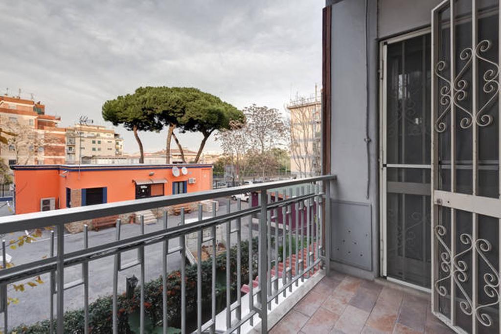 Pirhouse * Rome