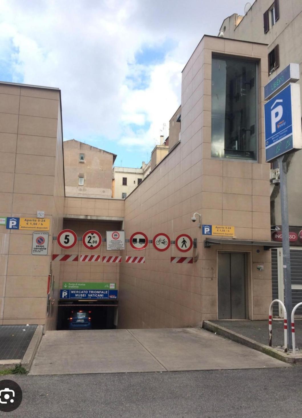 Affittacamere A 2 Passi Dai Musei Luxury Roma