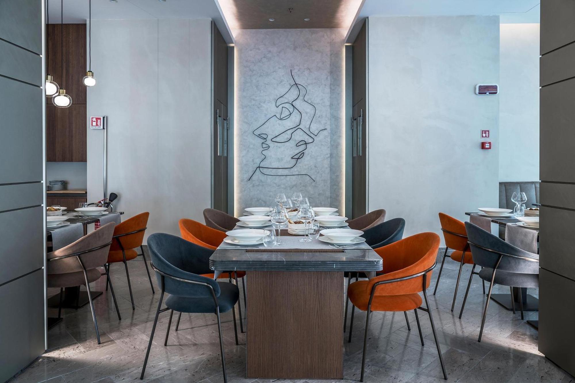 The Regency A Tribute Portfolio Roma