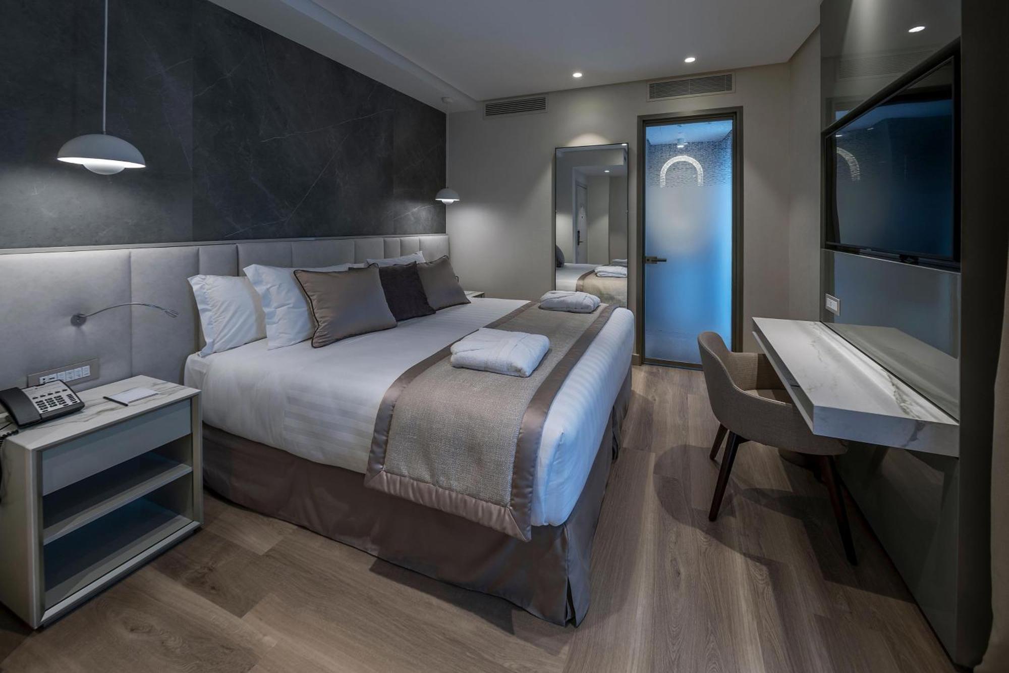 The Regency A Tribute Portfolio Hotel