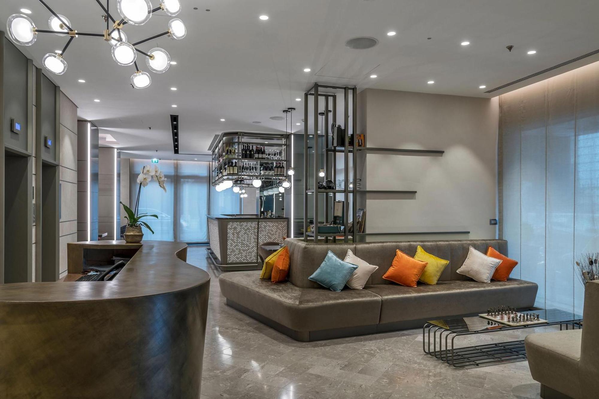 The Regency A Tribute Portfolio Hotel 4*