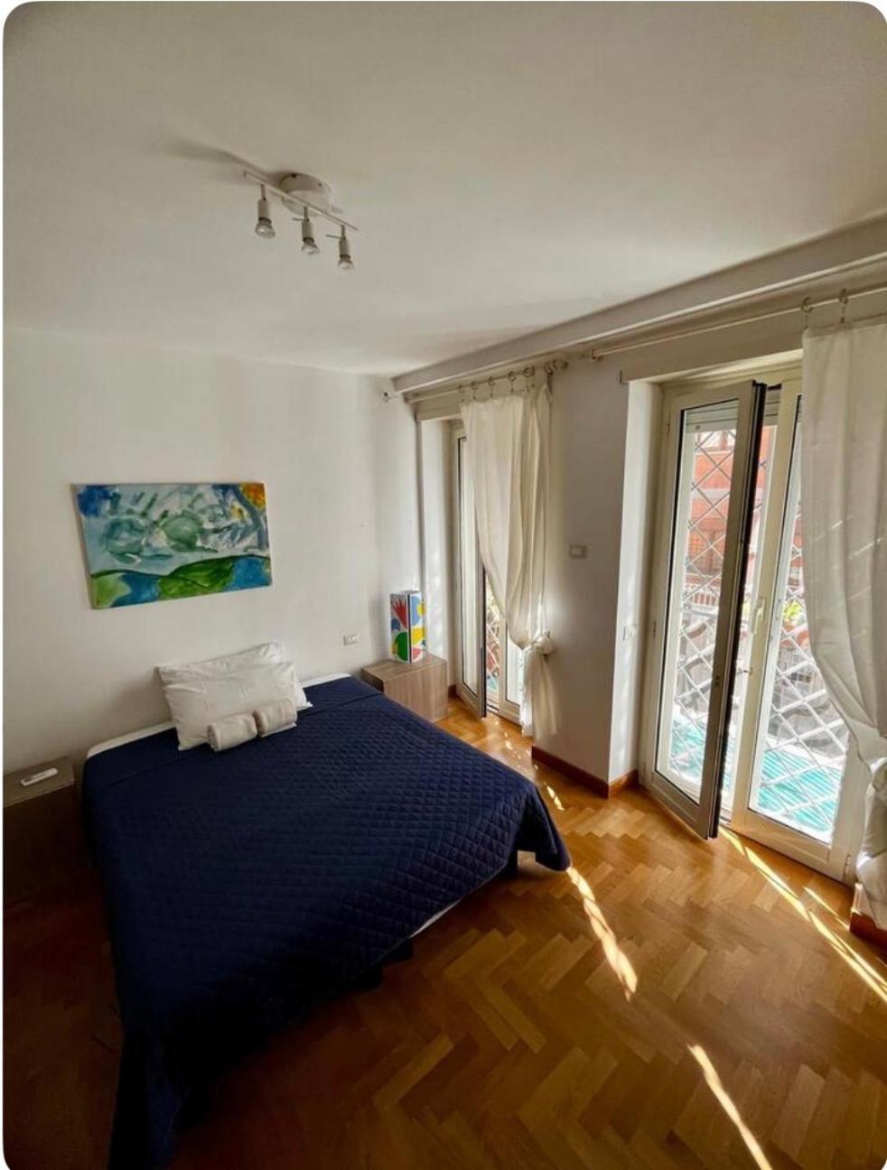 Apartment Comfortable Flat In Rome
