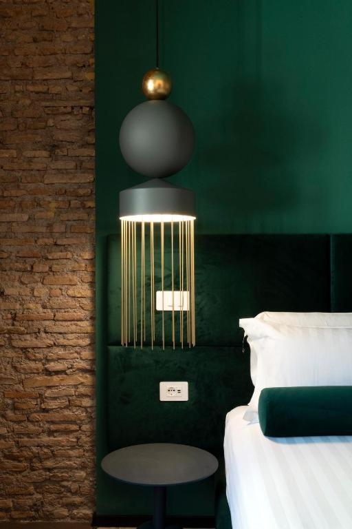 Colonna Collection *
