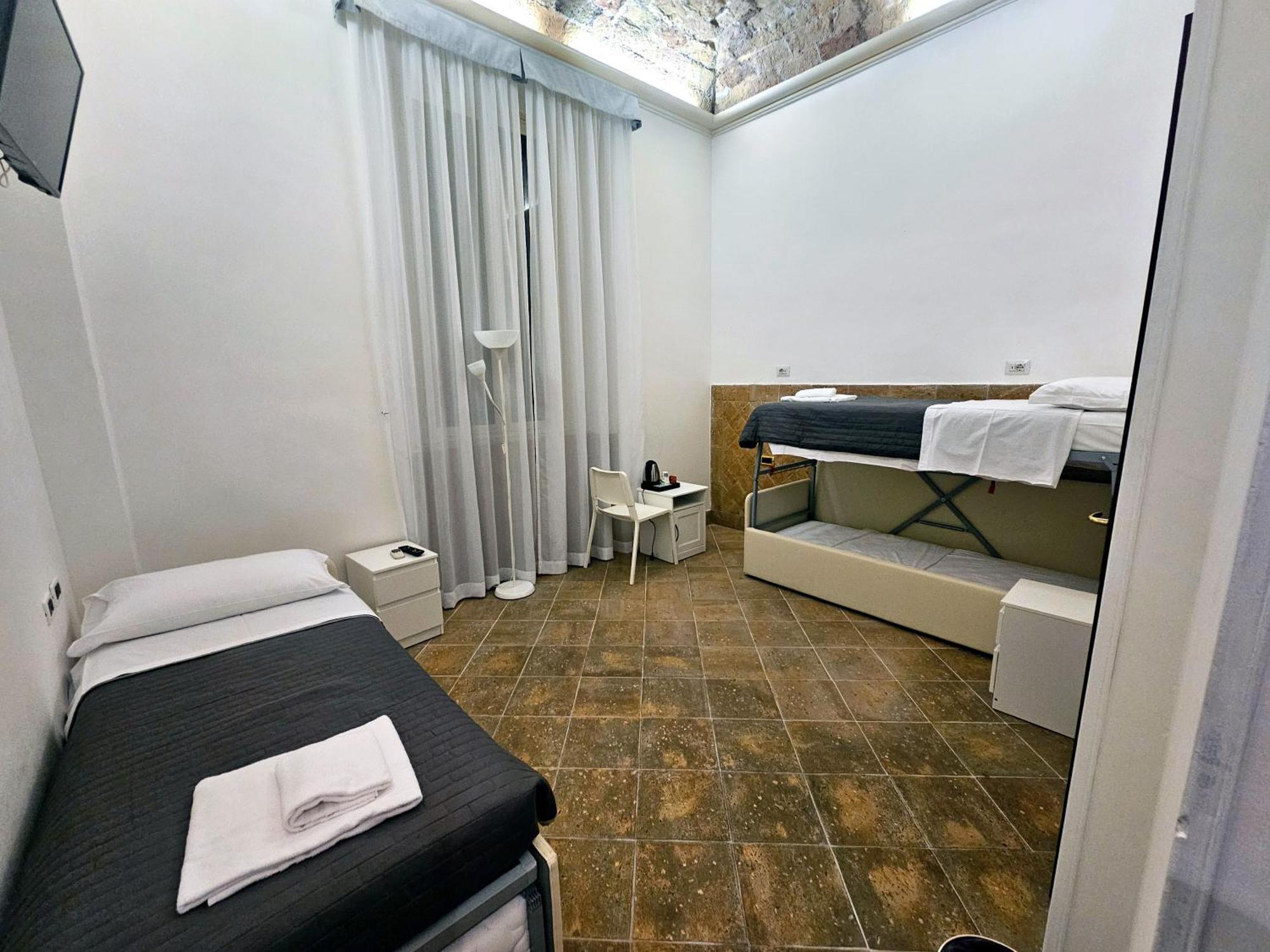Check In * Rome