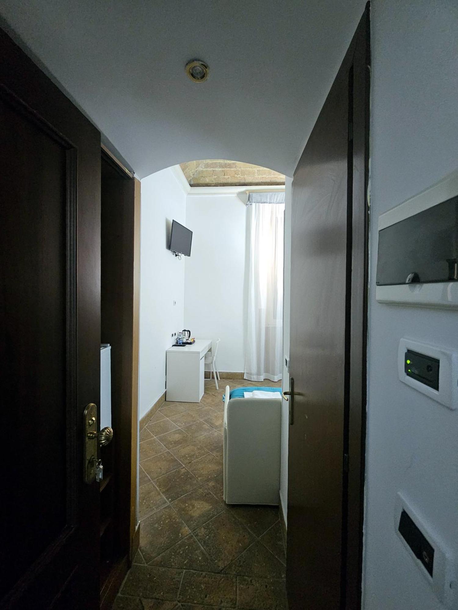Guest house Check In