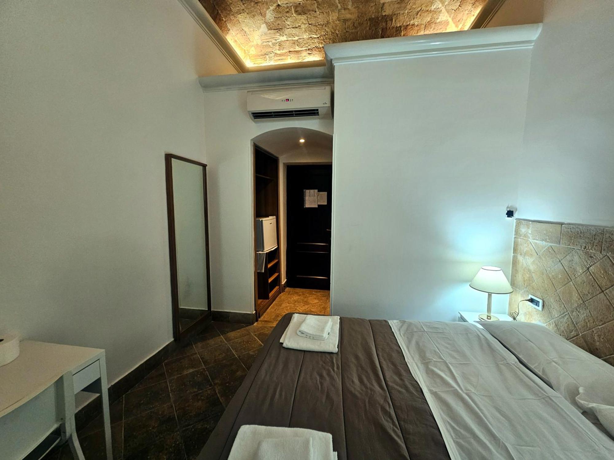 Check In Guest house