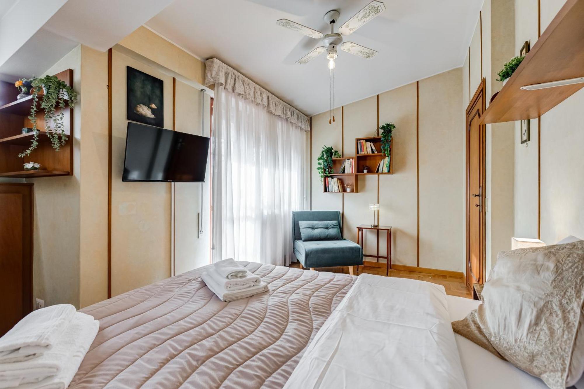 The Elegant Penthouse - Ampio Attico Con Posto Auto * Rome