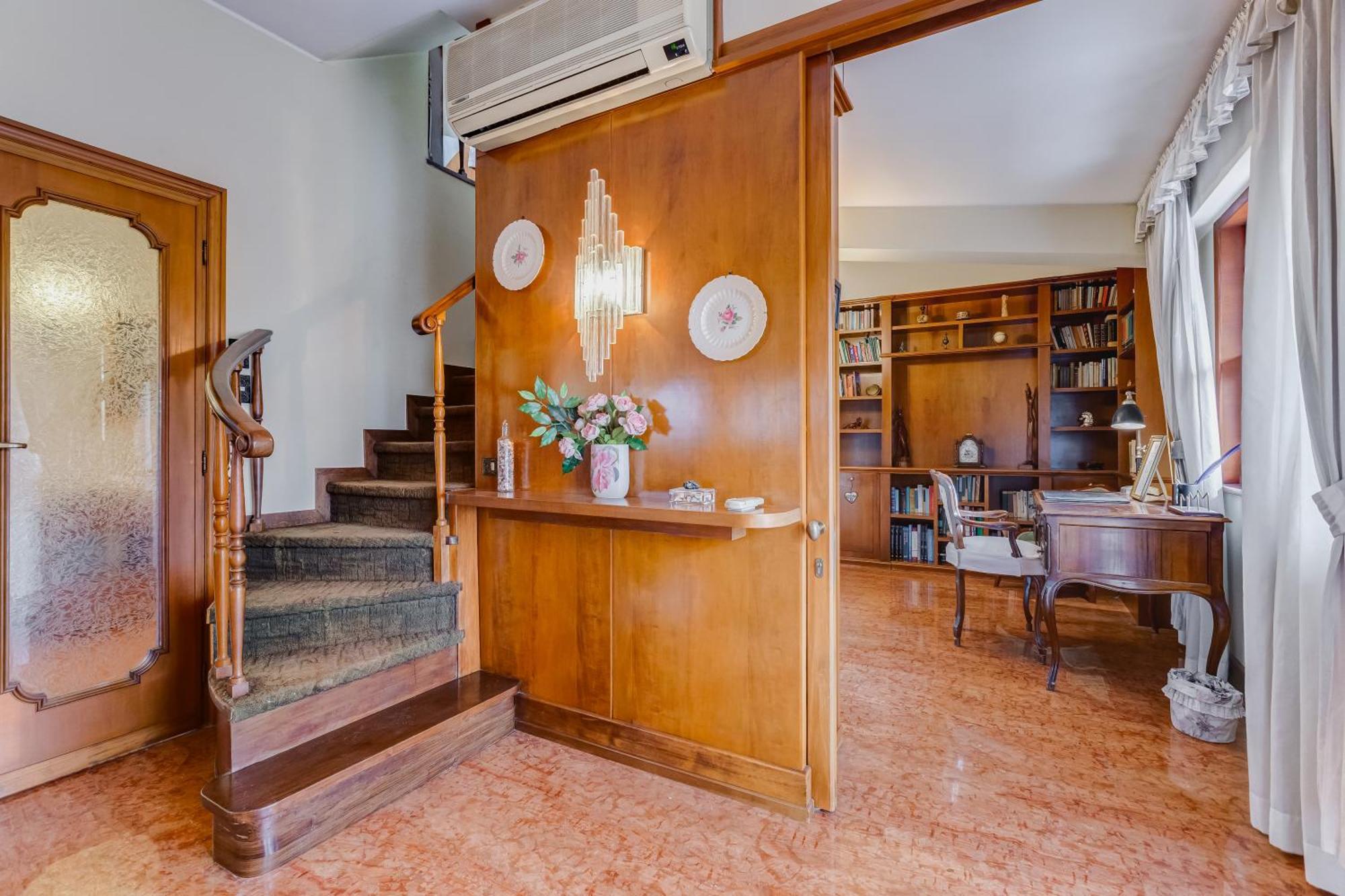 The Elegant Penthouse - Ampio Attico Con Posto Auto *