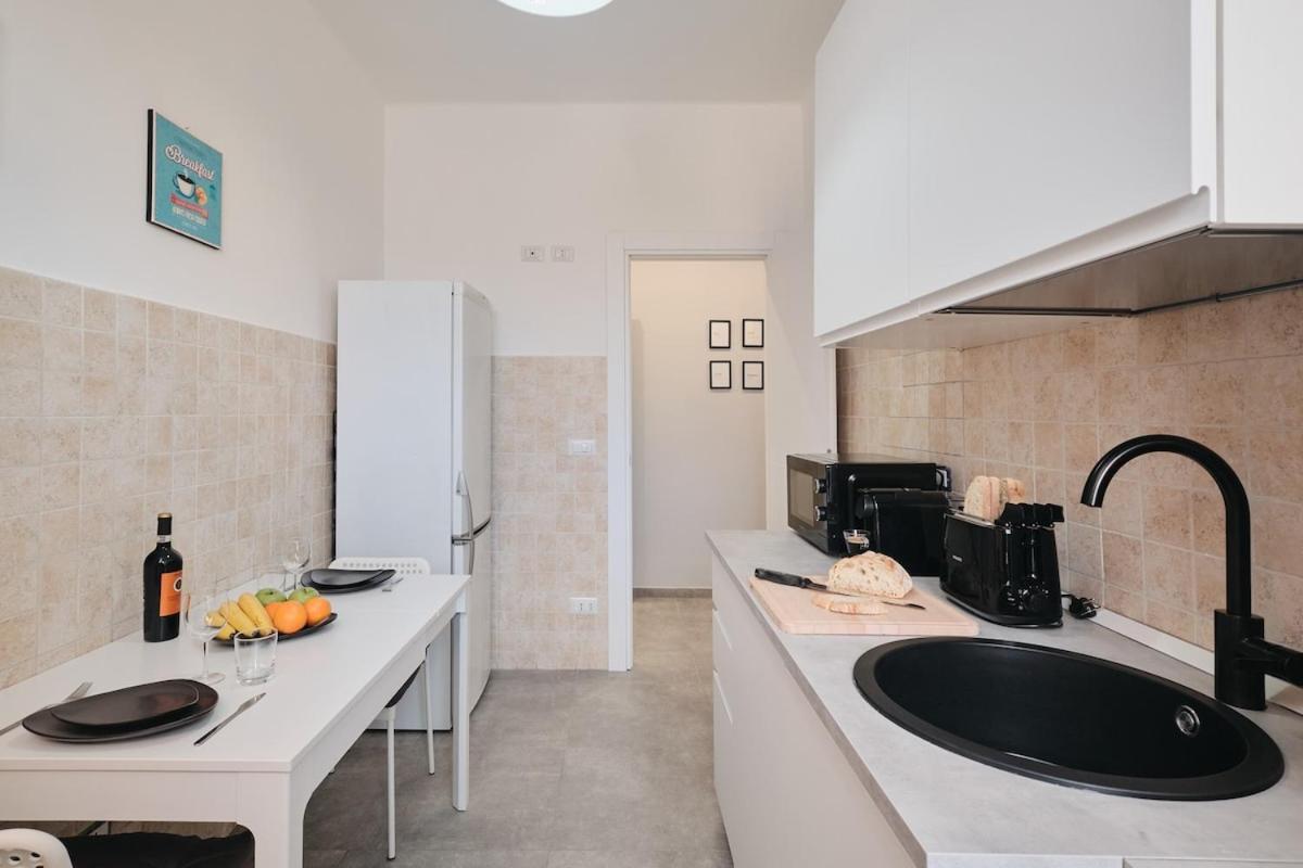 Apartment Colosseo-san Giovanni, New Wi-fi & A-c Rome