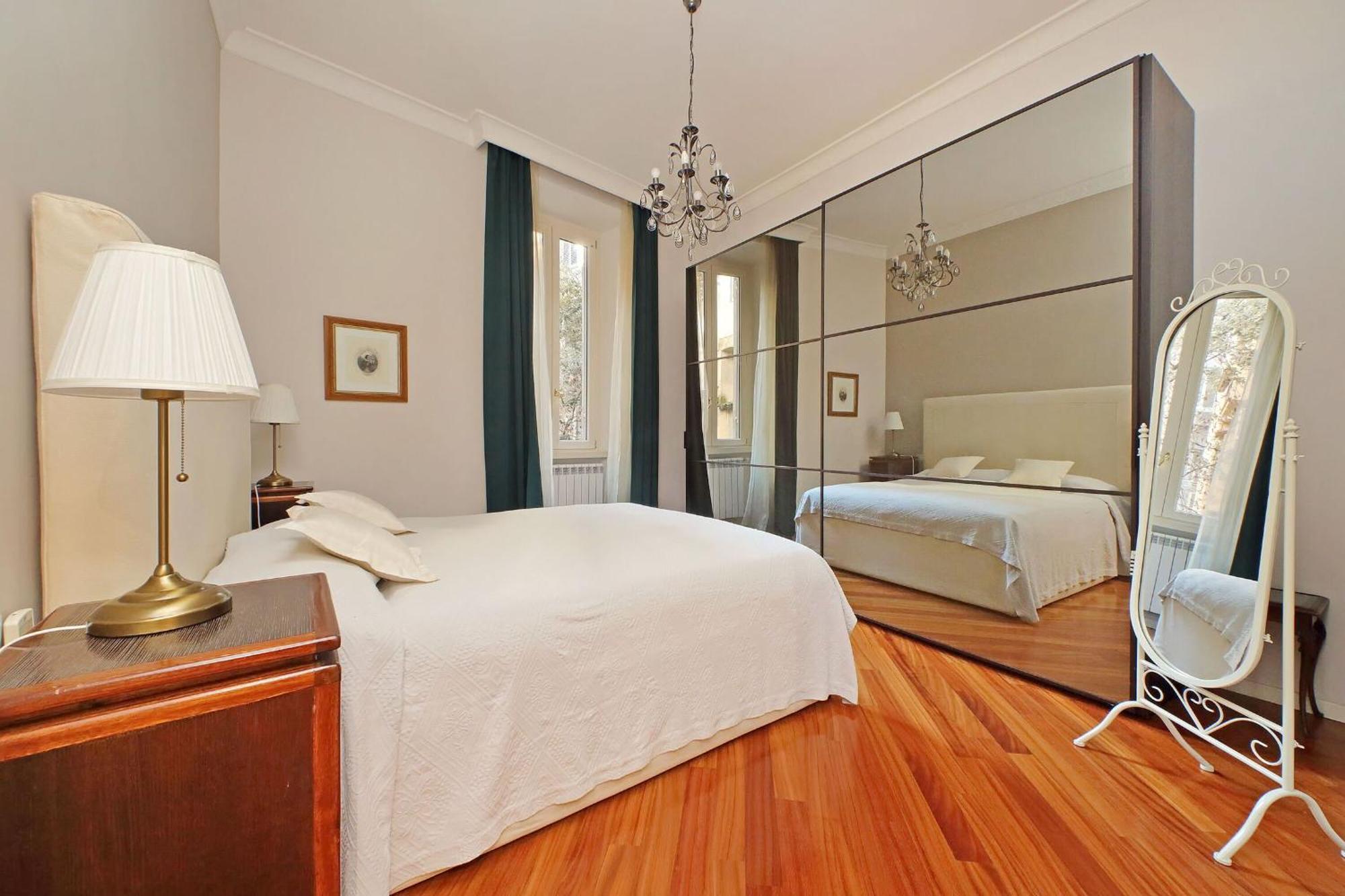 Capocci By Halldis Apartment