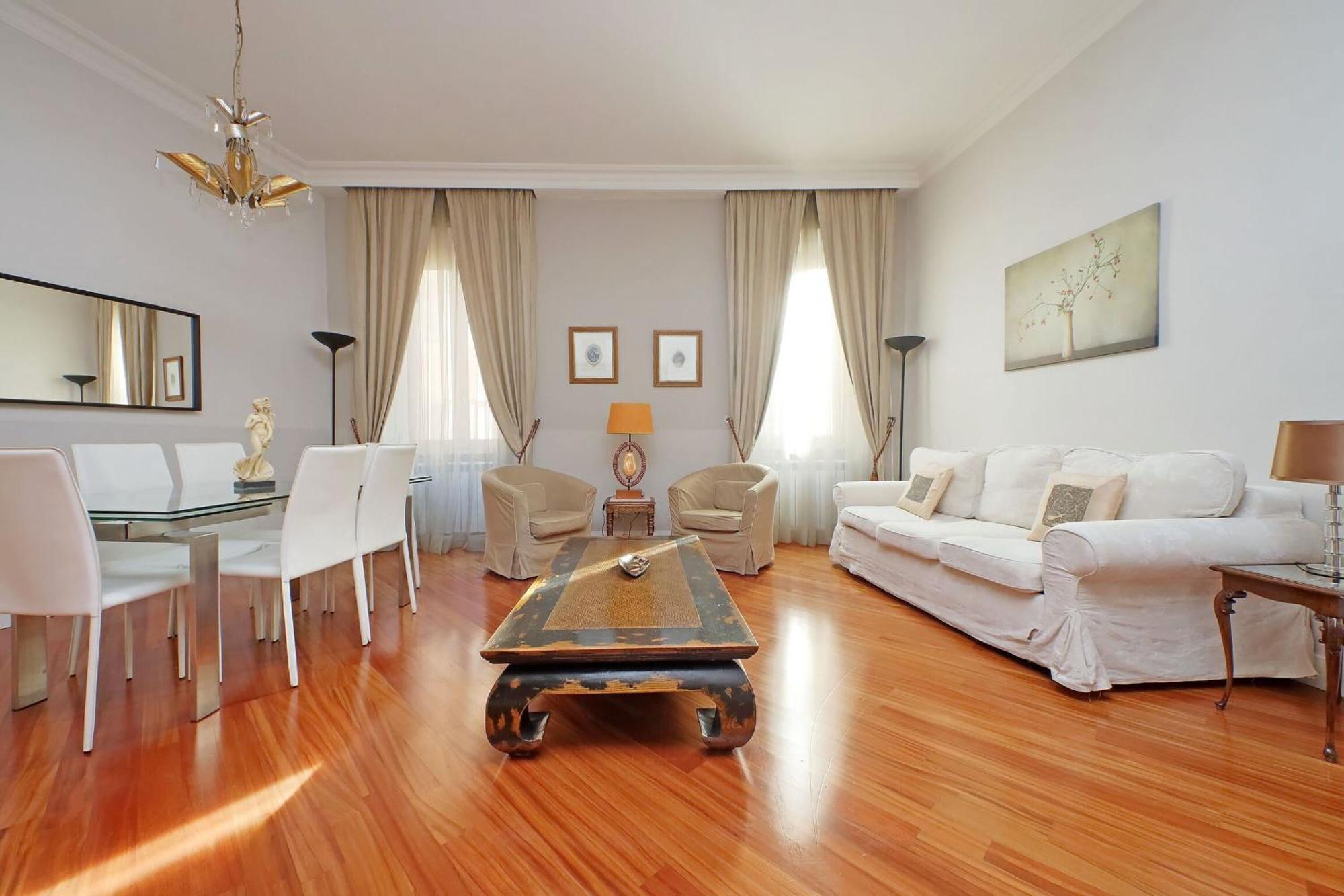 Capocci By Halldis Apartment