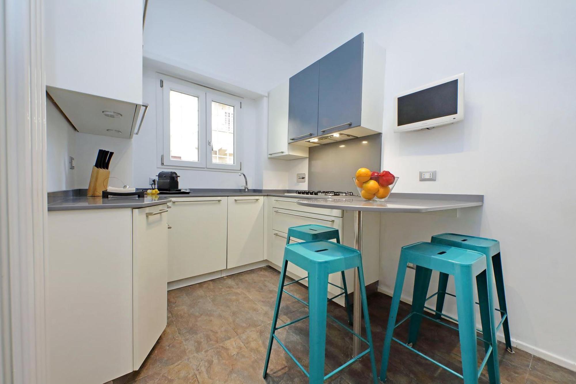 New With Terrace - 150m Metro A Appartement Rome