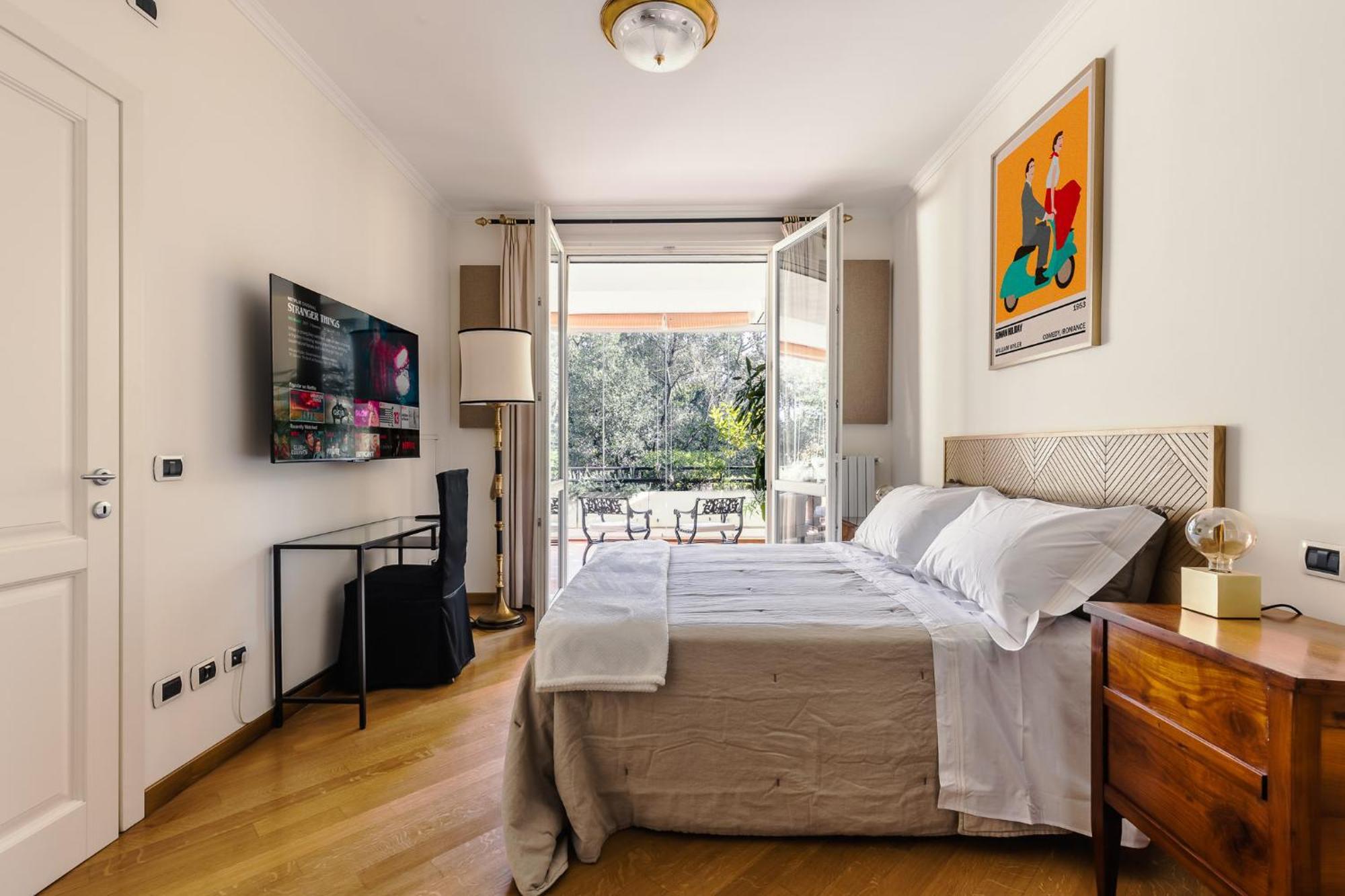 Mike's Movie Luxury Apartment Rome