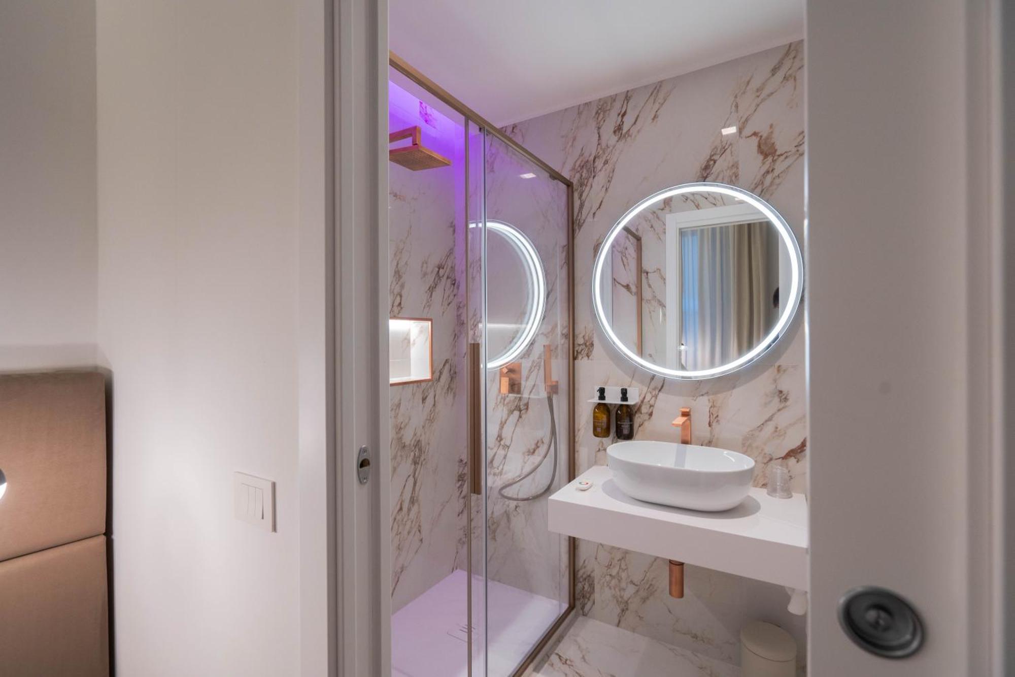 56 Orange Street Luxury * Rome