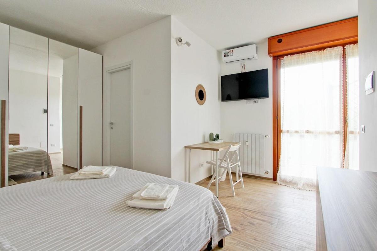 Eur Torrino Apartment, Vicino La Stazione Metro Tor Di Valle Appartement