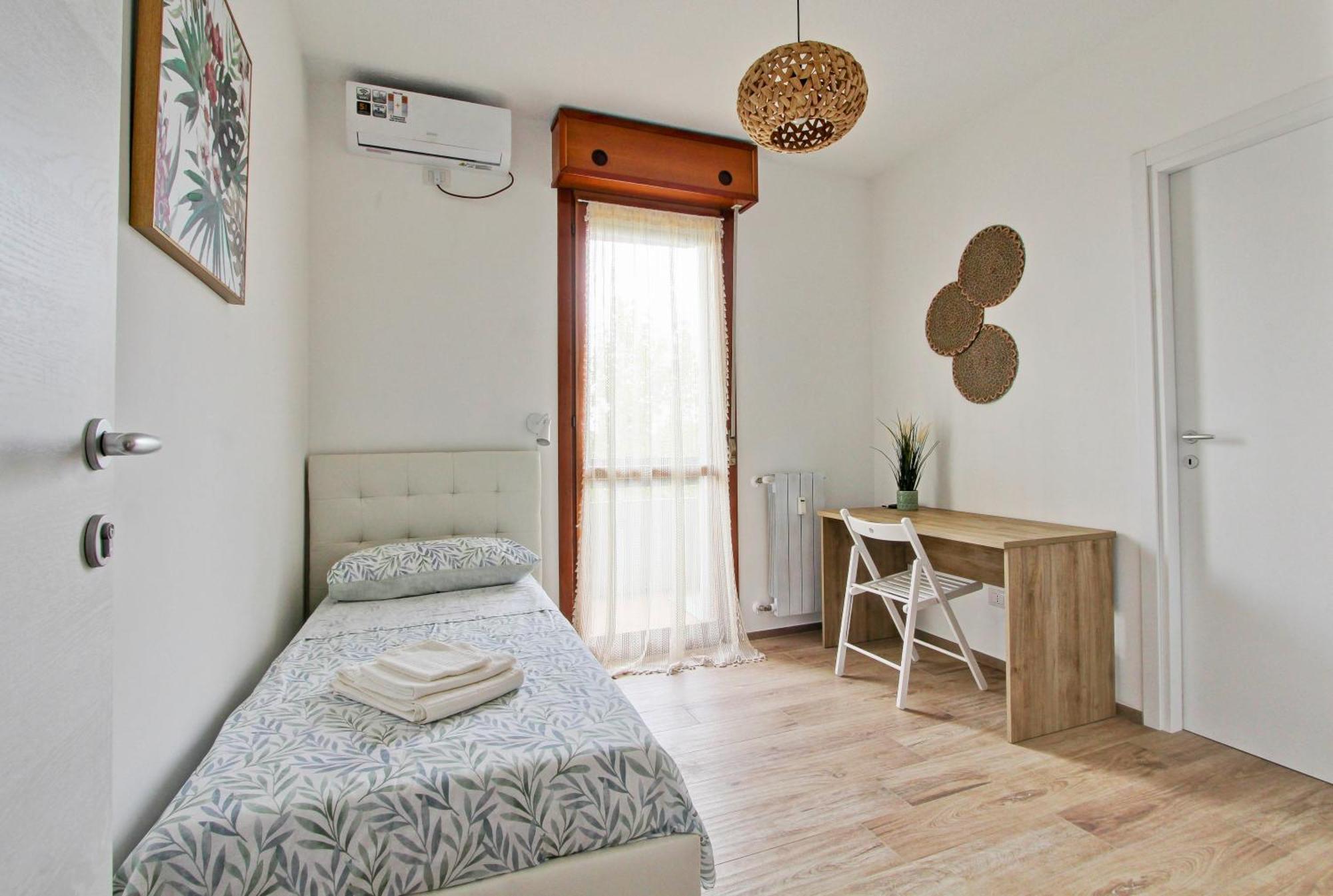 Eur Torrino Apartment, Vicino La Stazione Metro Tor Di Valle Appartement *
