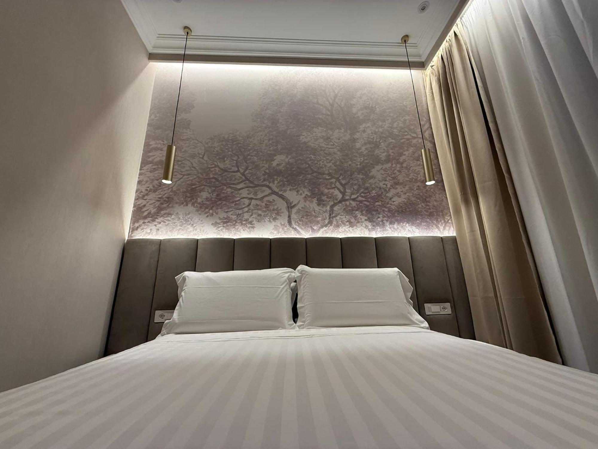 Lumi Rome