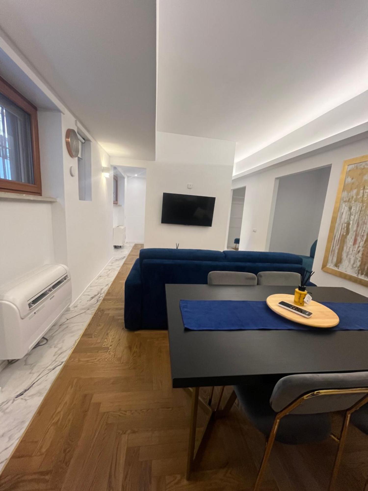 Savoia House, Modern Near Borghese Appartement Rome