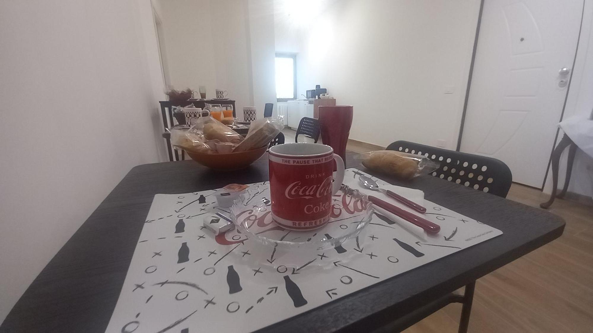 Capitale Acomodação com café da manhã  *