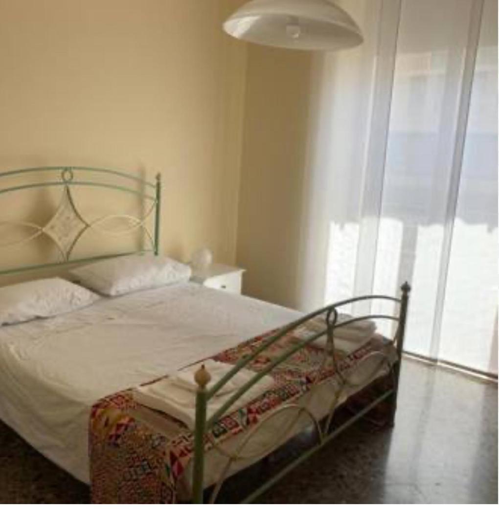 Capocci 10 * Rome