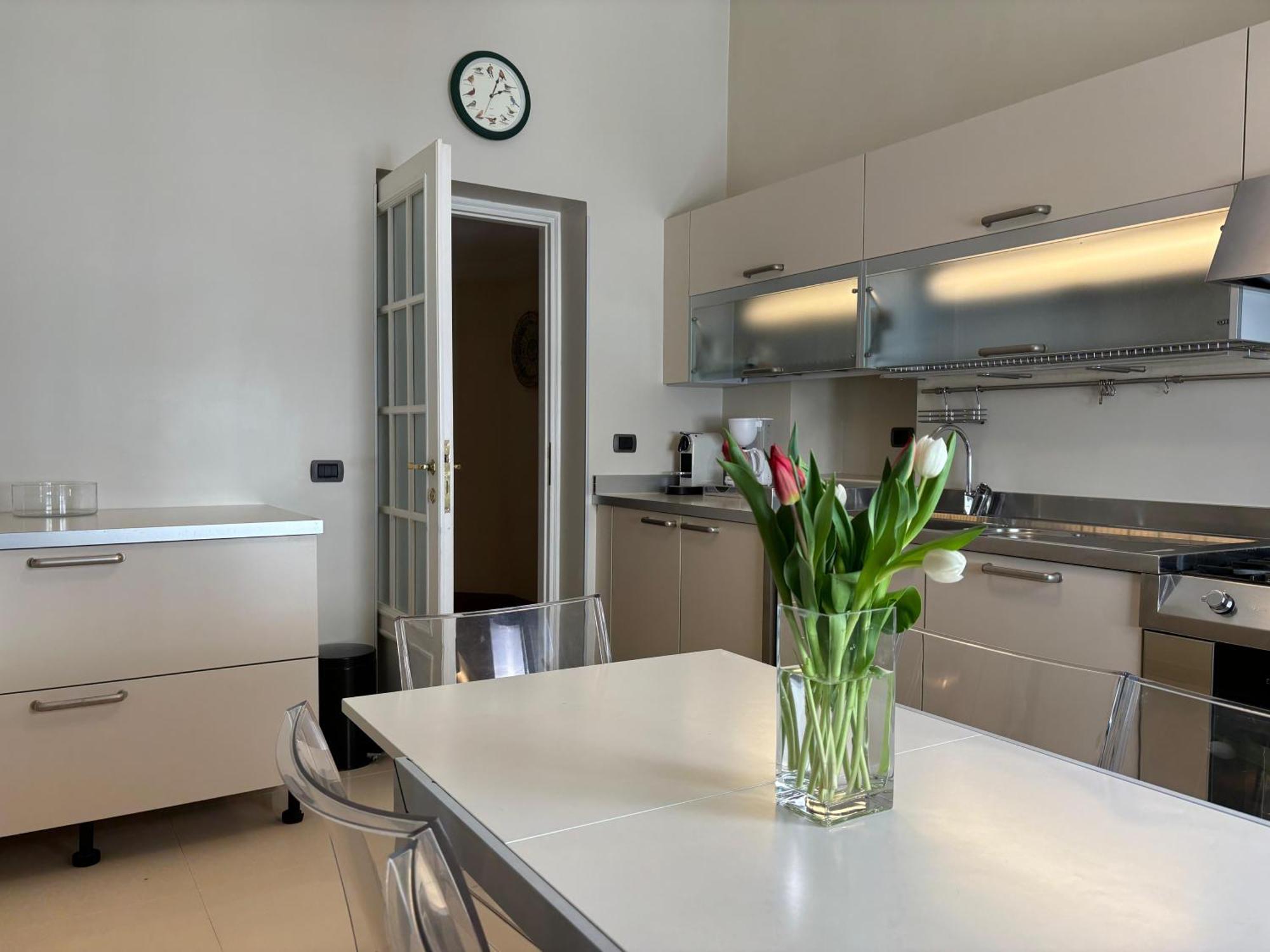 Moon Cove, Borghese Prestige Hideaway