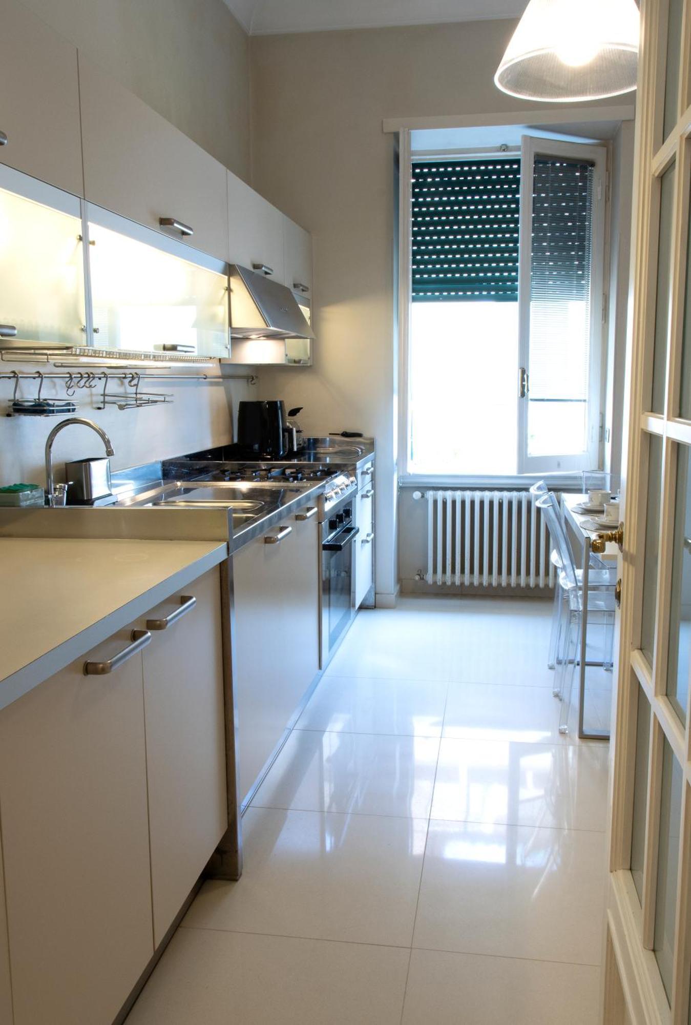 Moon Cove, Borghese Prestige Hideaway Rome