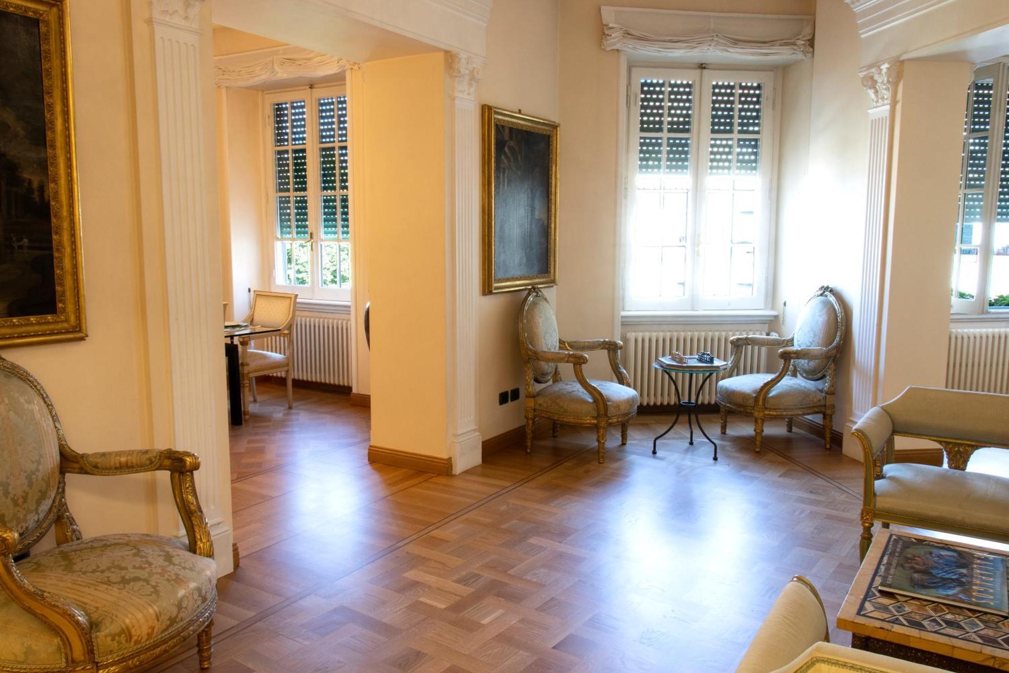Moon Cove, Borghese Prestige Hideaway * Rome