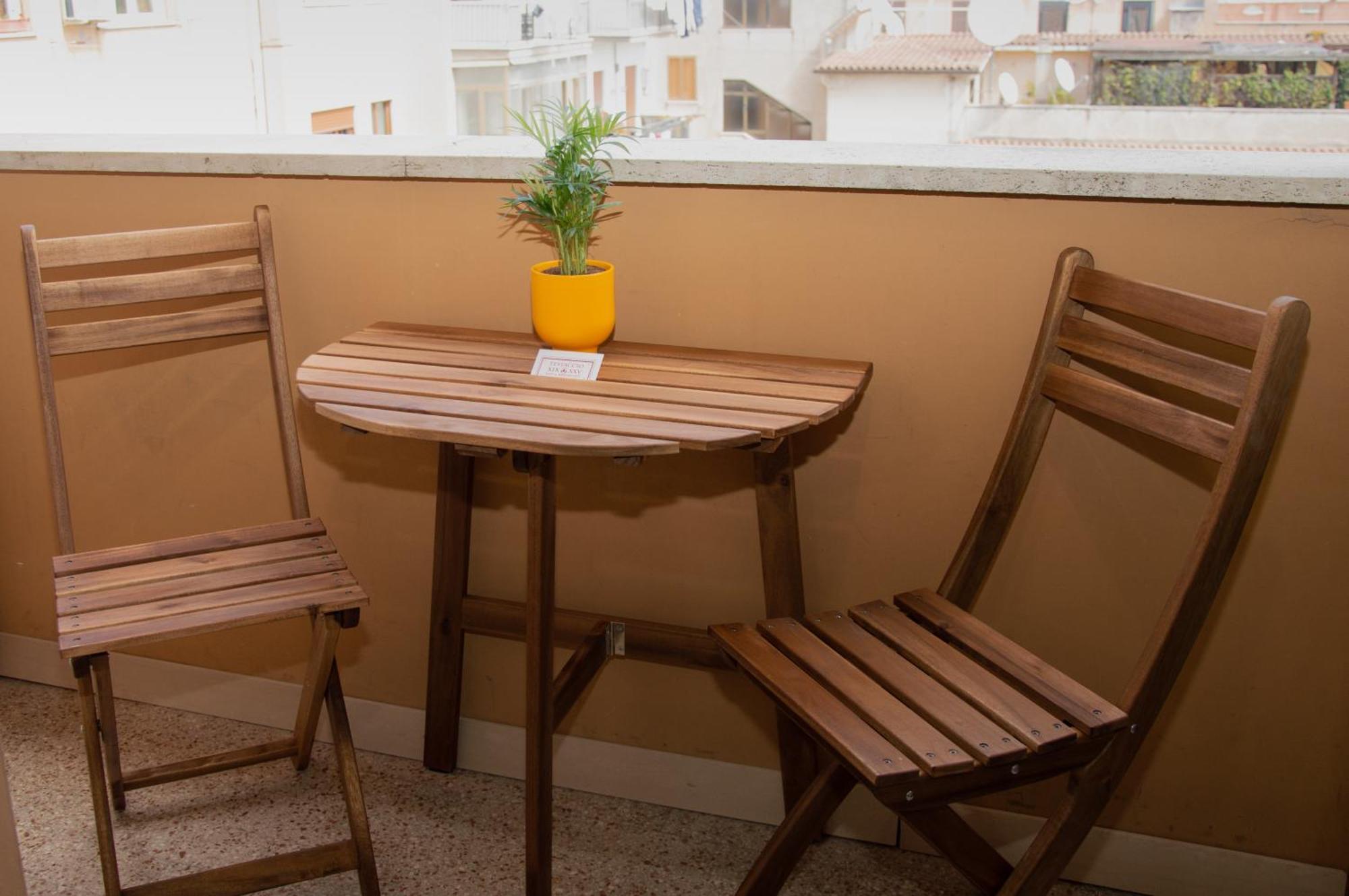 Testaccio Xix-xxv Couette-café *