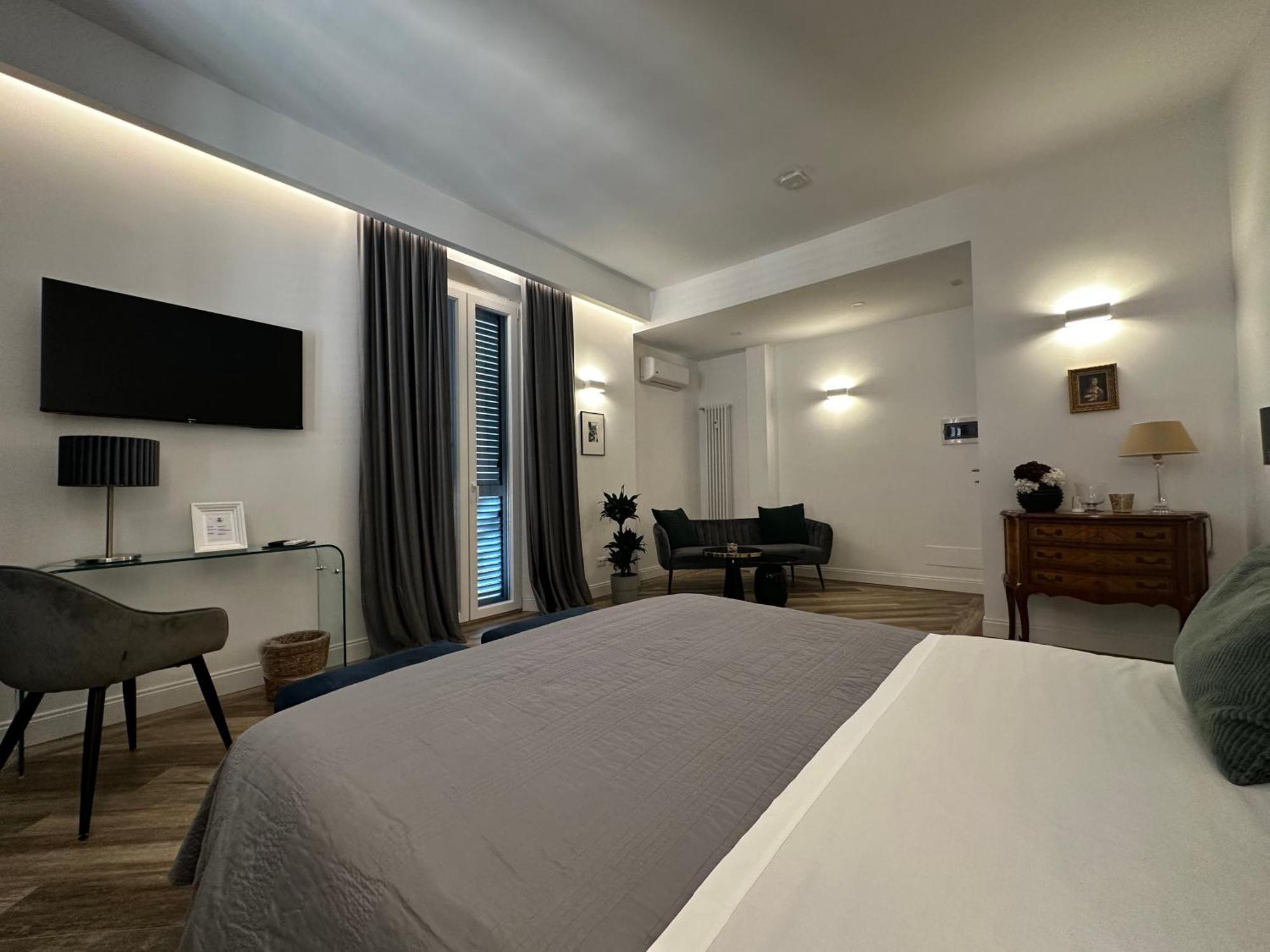 Acomodação com café da manhã  Comfort Astoria Palace Roma