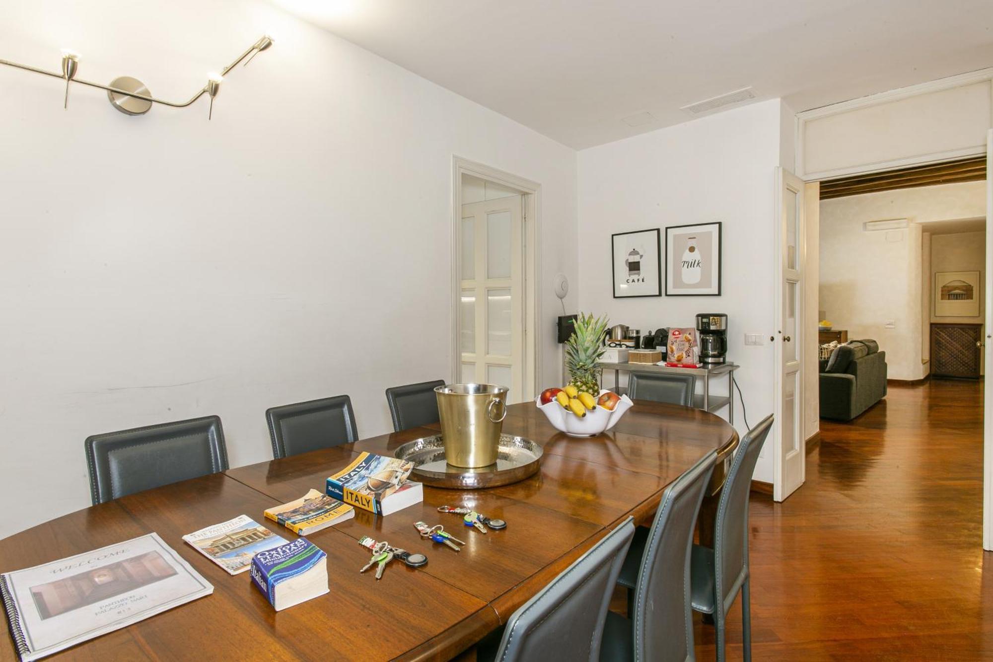 Pantheon Palazzo Nari Apartment Rome