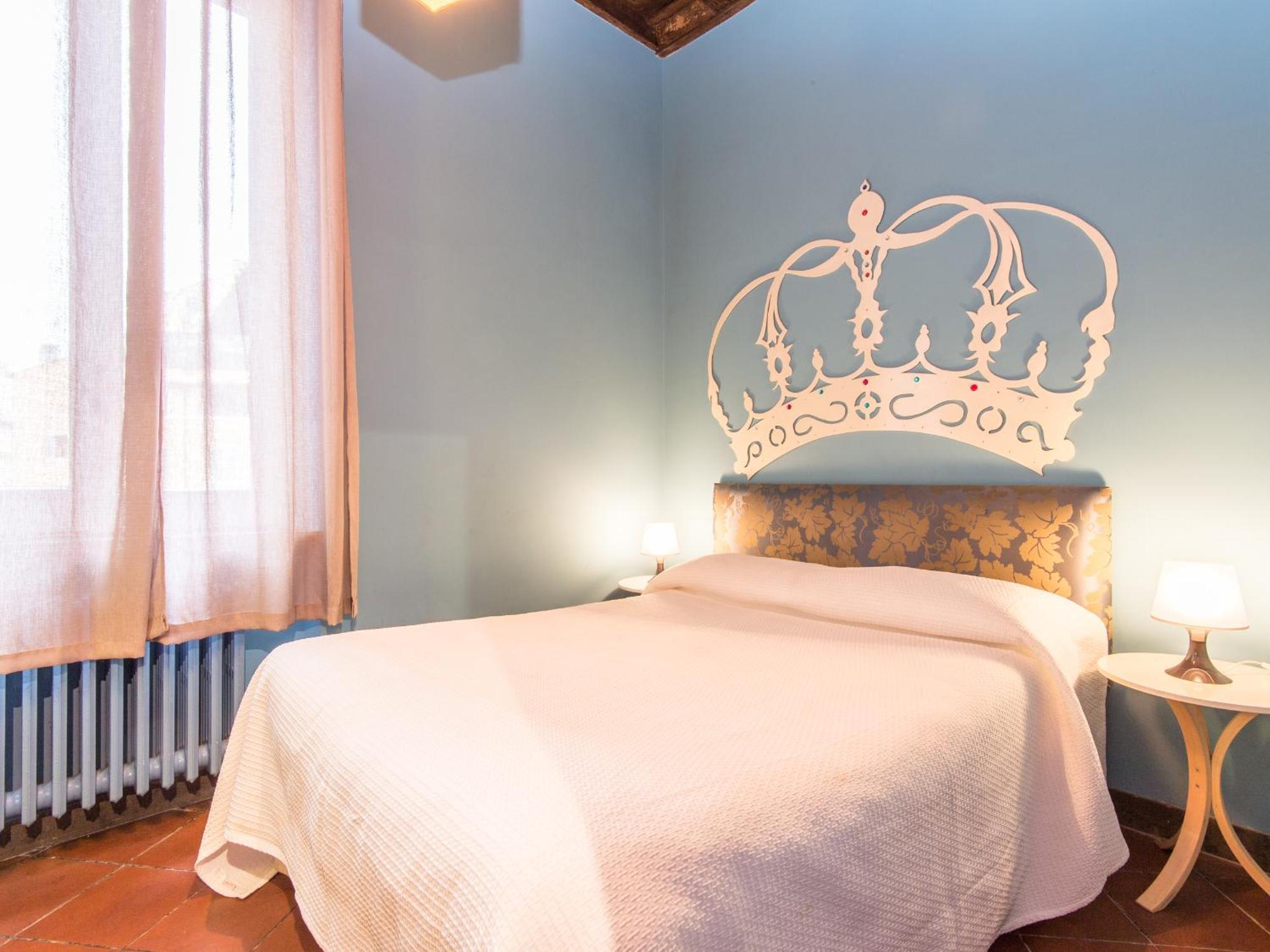 Campo De Fiori Luxury House Apartment *