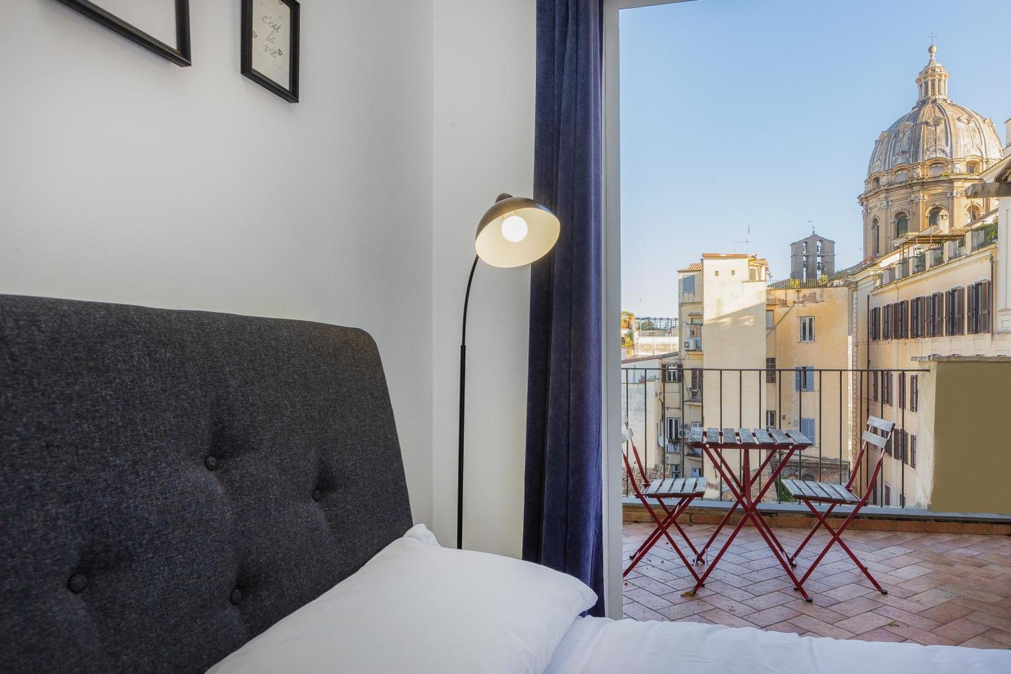 Apartment Campo De' Fiori Penthouse-rental In Rome