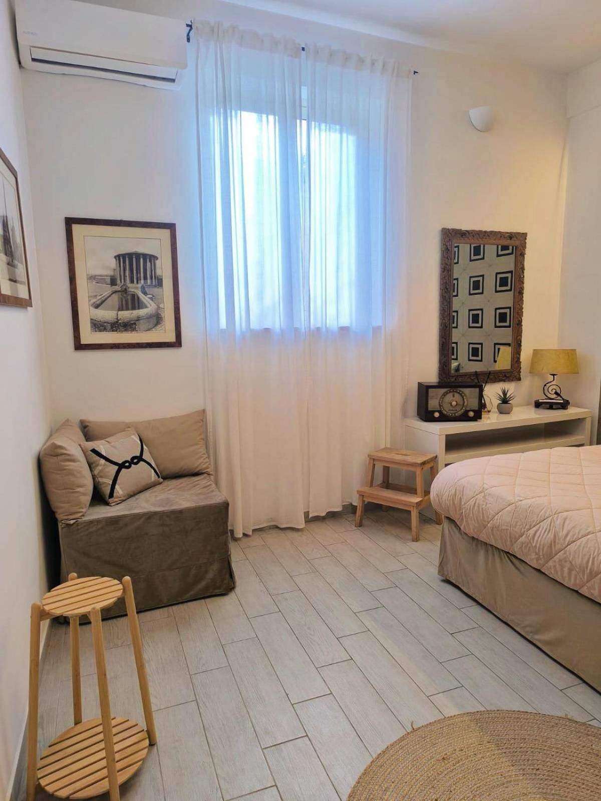 Vintage House Apartment