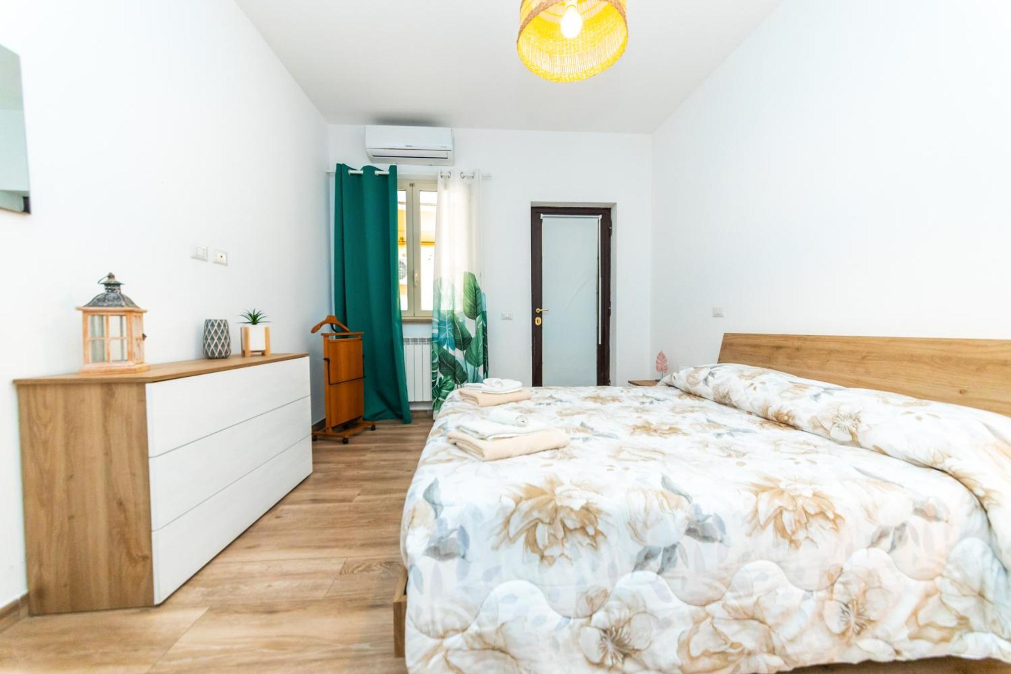 Metrofront-apartment Apartment
