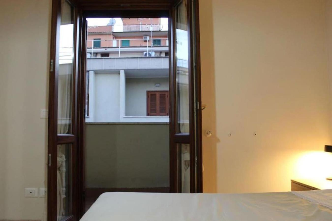Fronte Metro C, Parcheggio, Wi-fi, A/c Vakantiehuis *