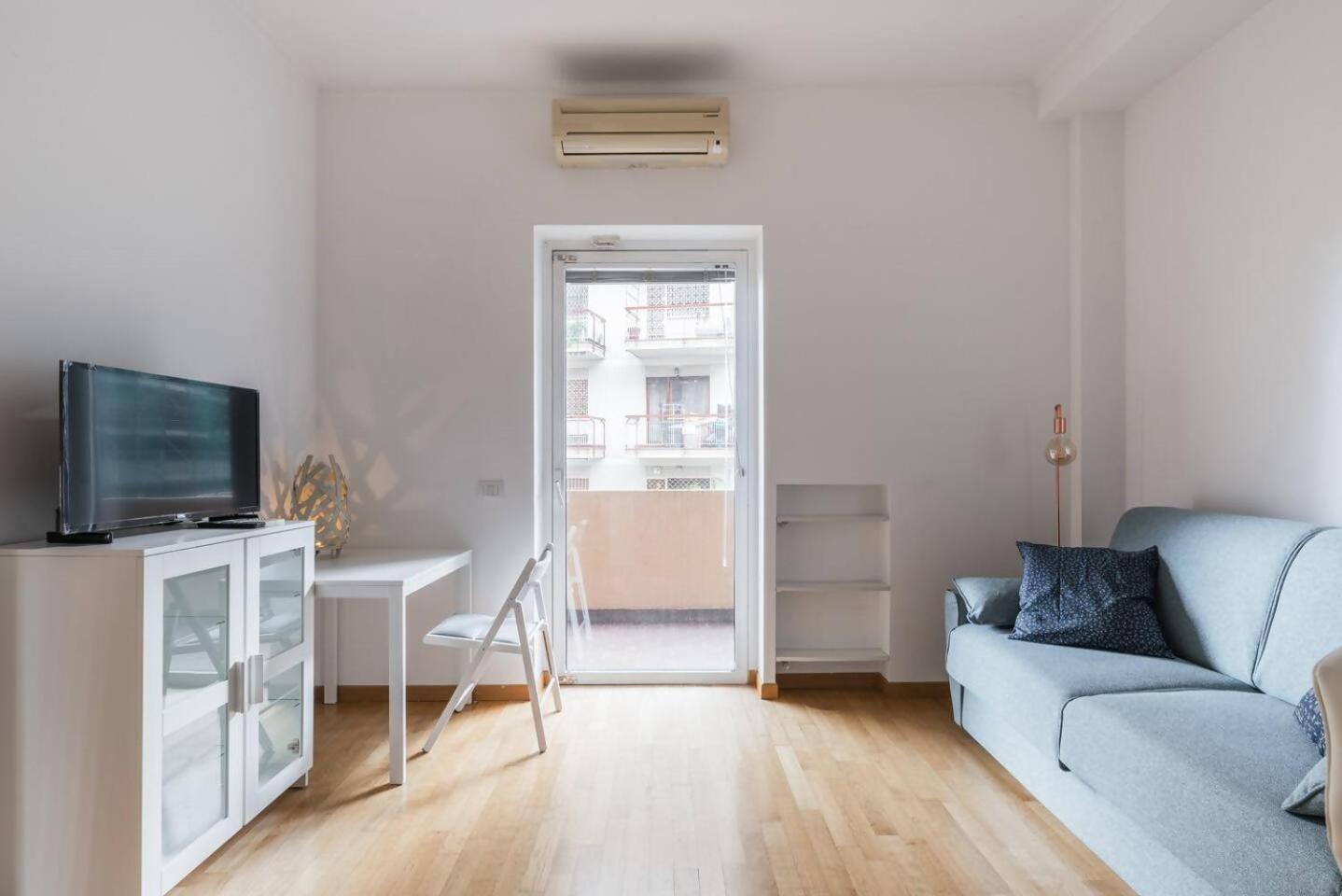 Raffaella Apartment