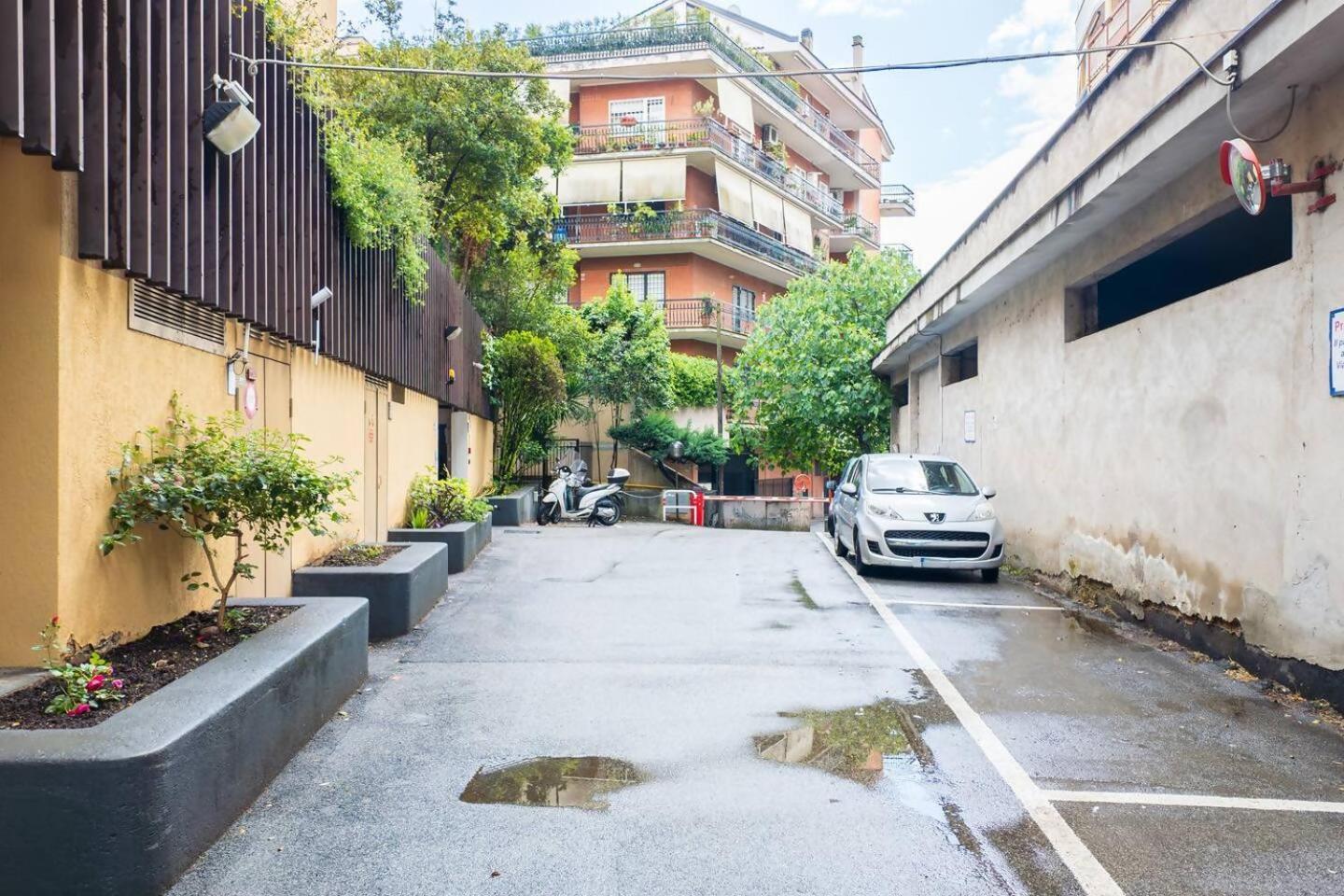 Raffaella Apartment *