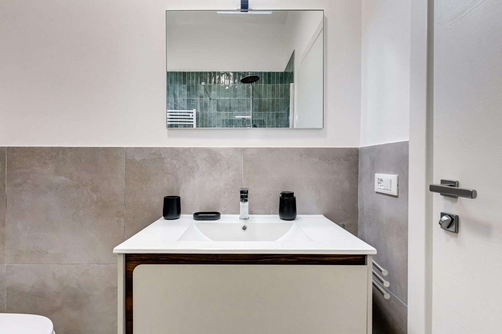 Bmga L Aurelian 3bdr 6-guest Gem Apartment