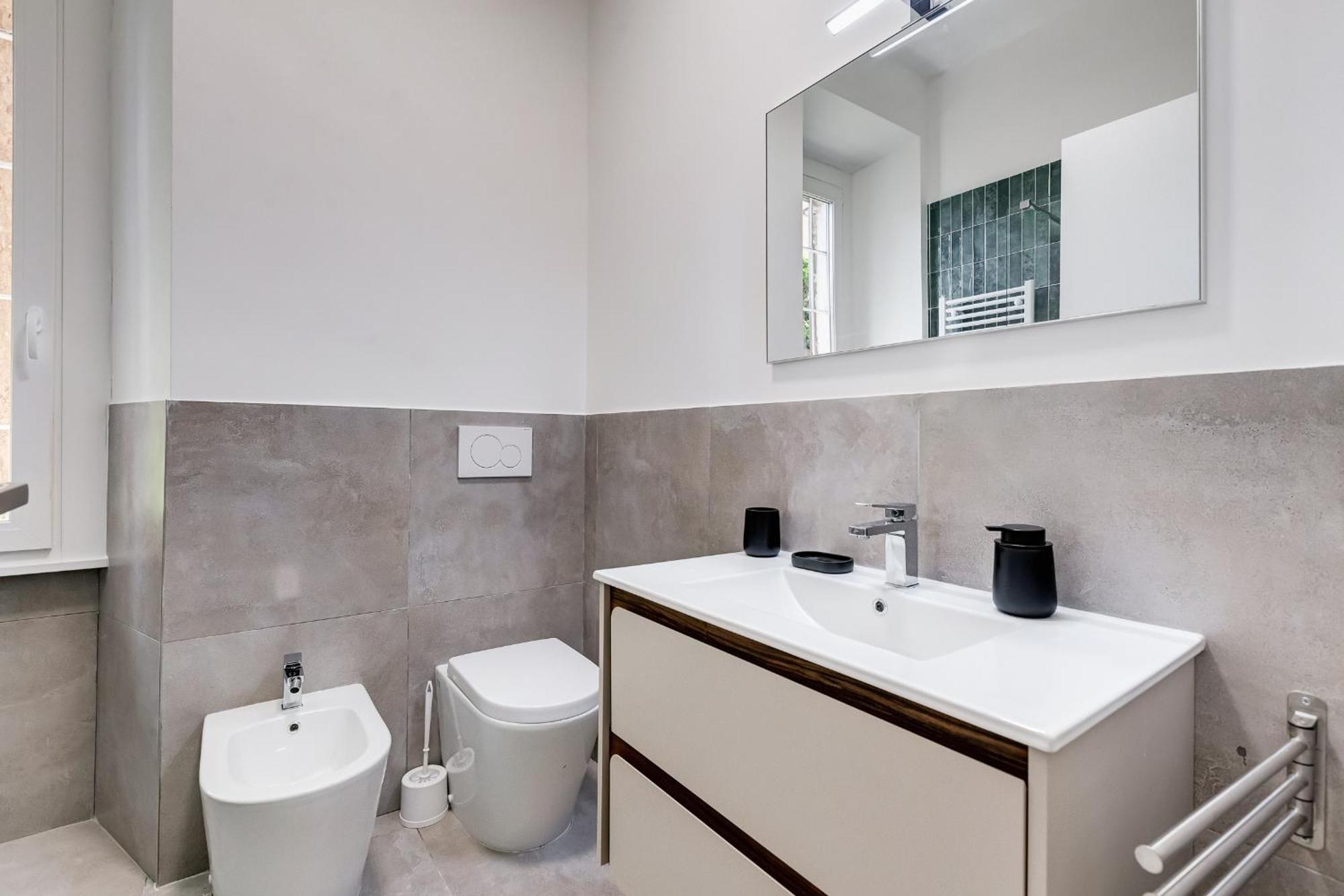 Bmga L Aurelian 3bdr 6-guest Gem Rome