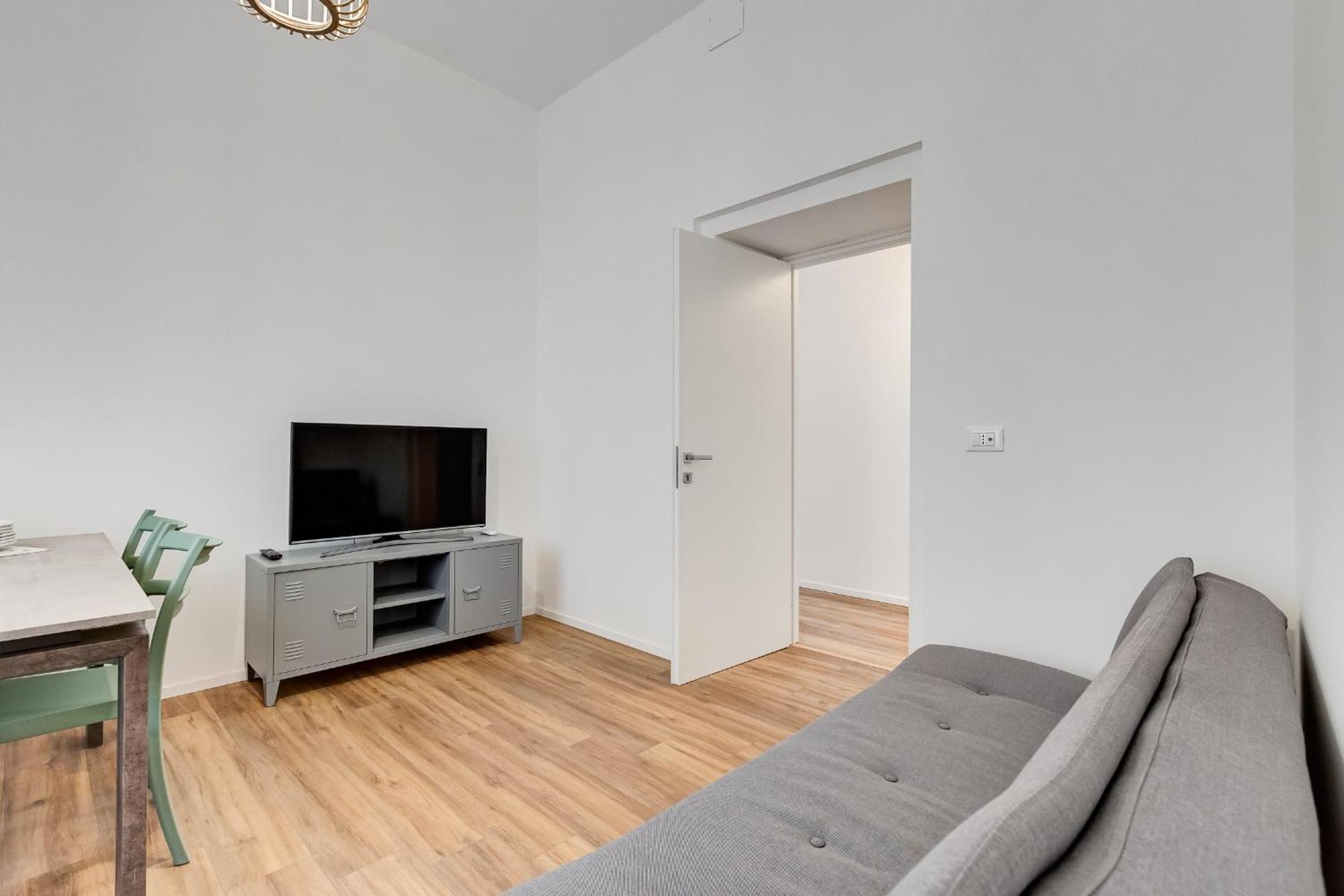Apartment Bmga L Aurelian 3bdr 6-guest Gem Rome