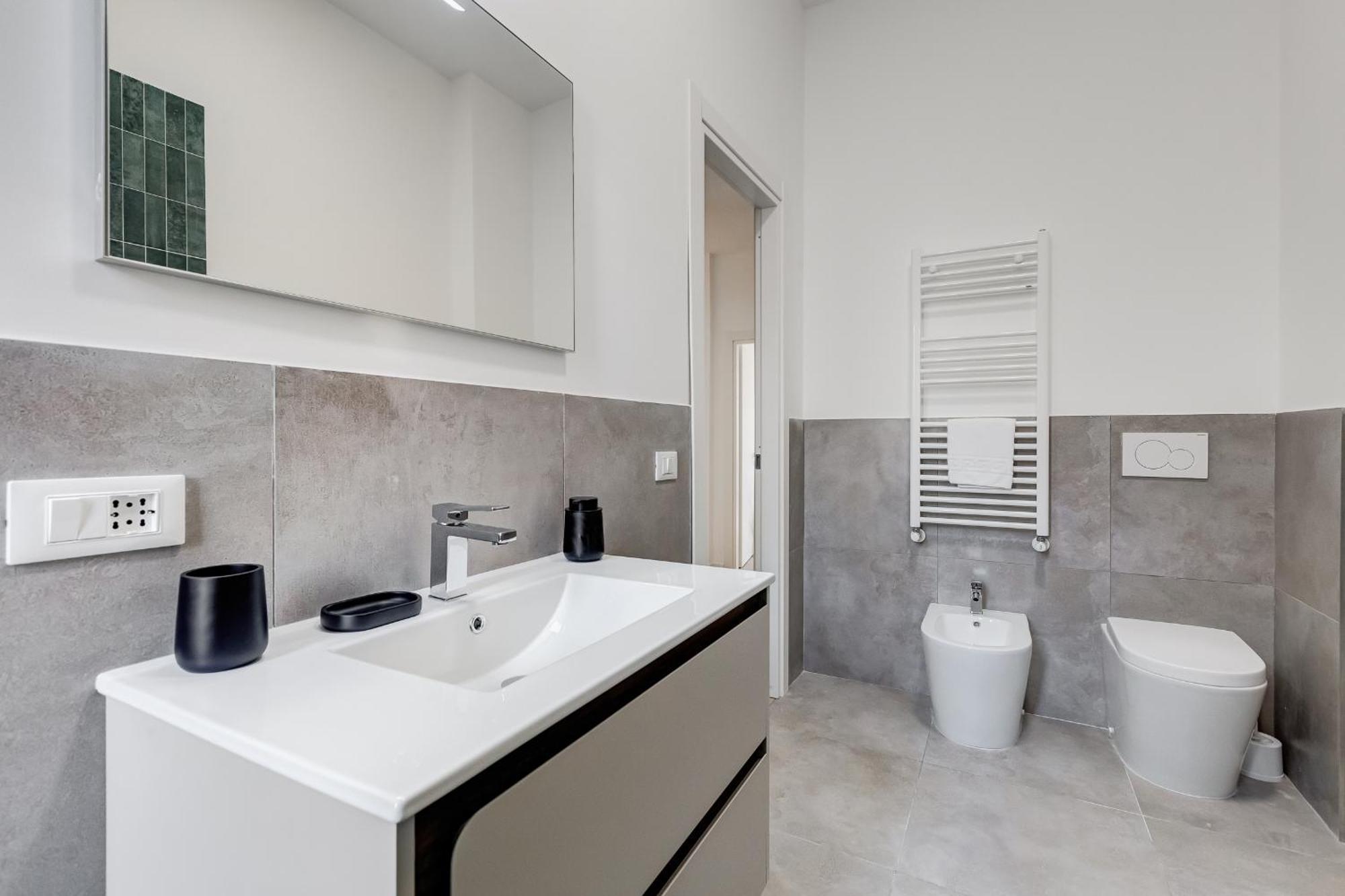 Apartment Bmga L Aurelian 3bdr 6-guest Gem *