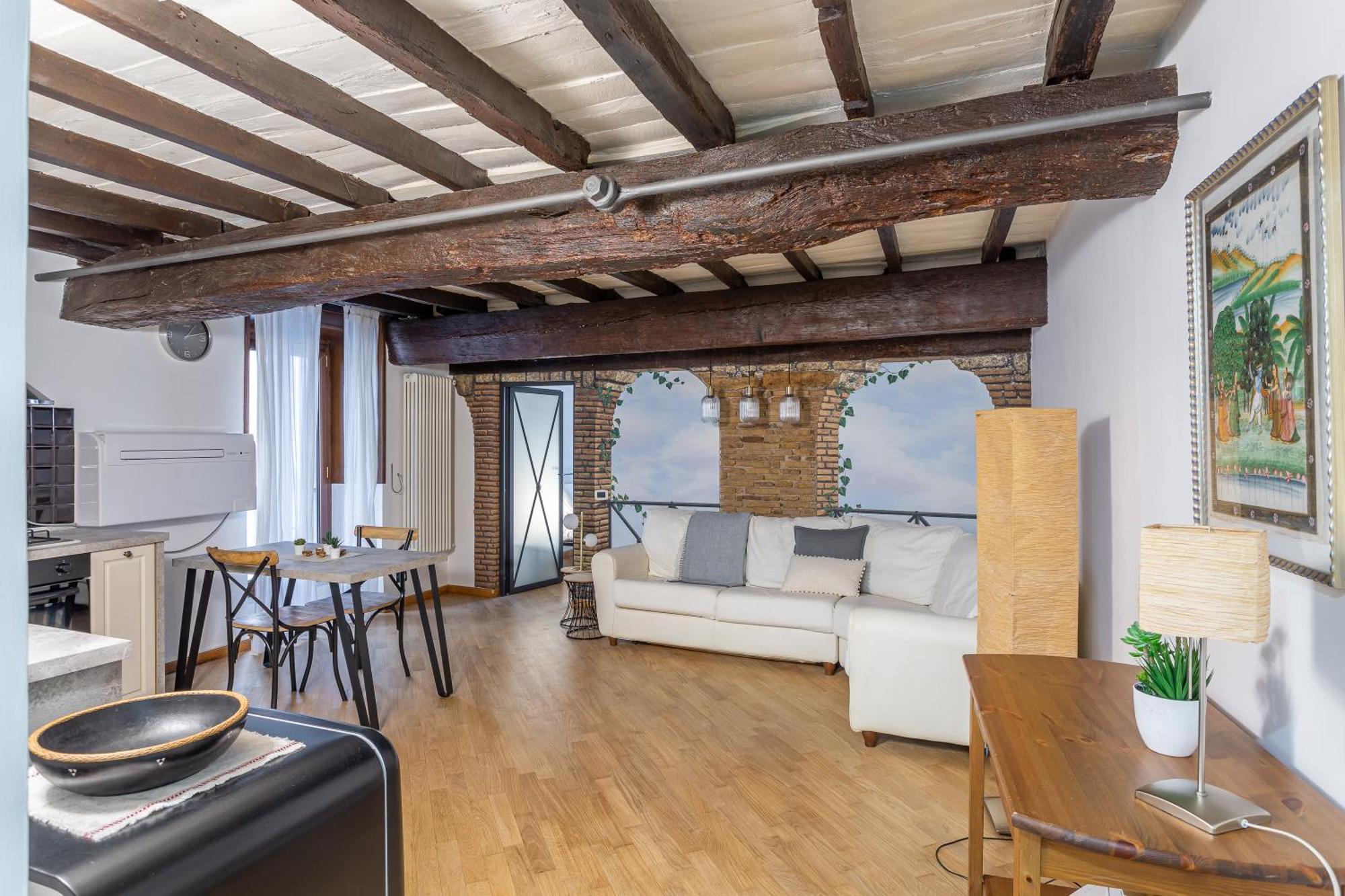 Apartment Iflat Campo De Fiori's Comfy Gem Rome