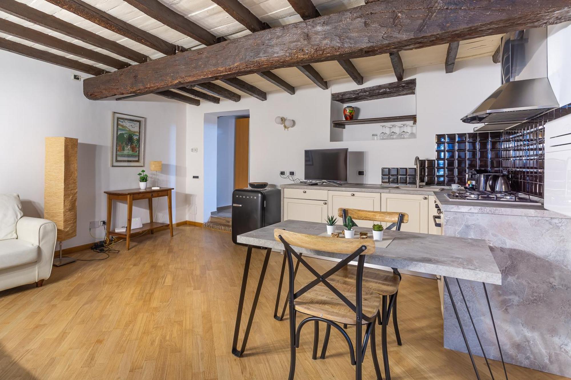 Appartamento Iflat Campo De Fiori's Comfy Gem *