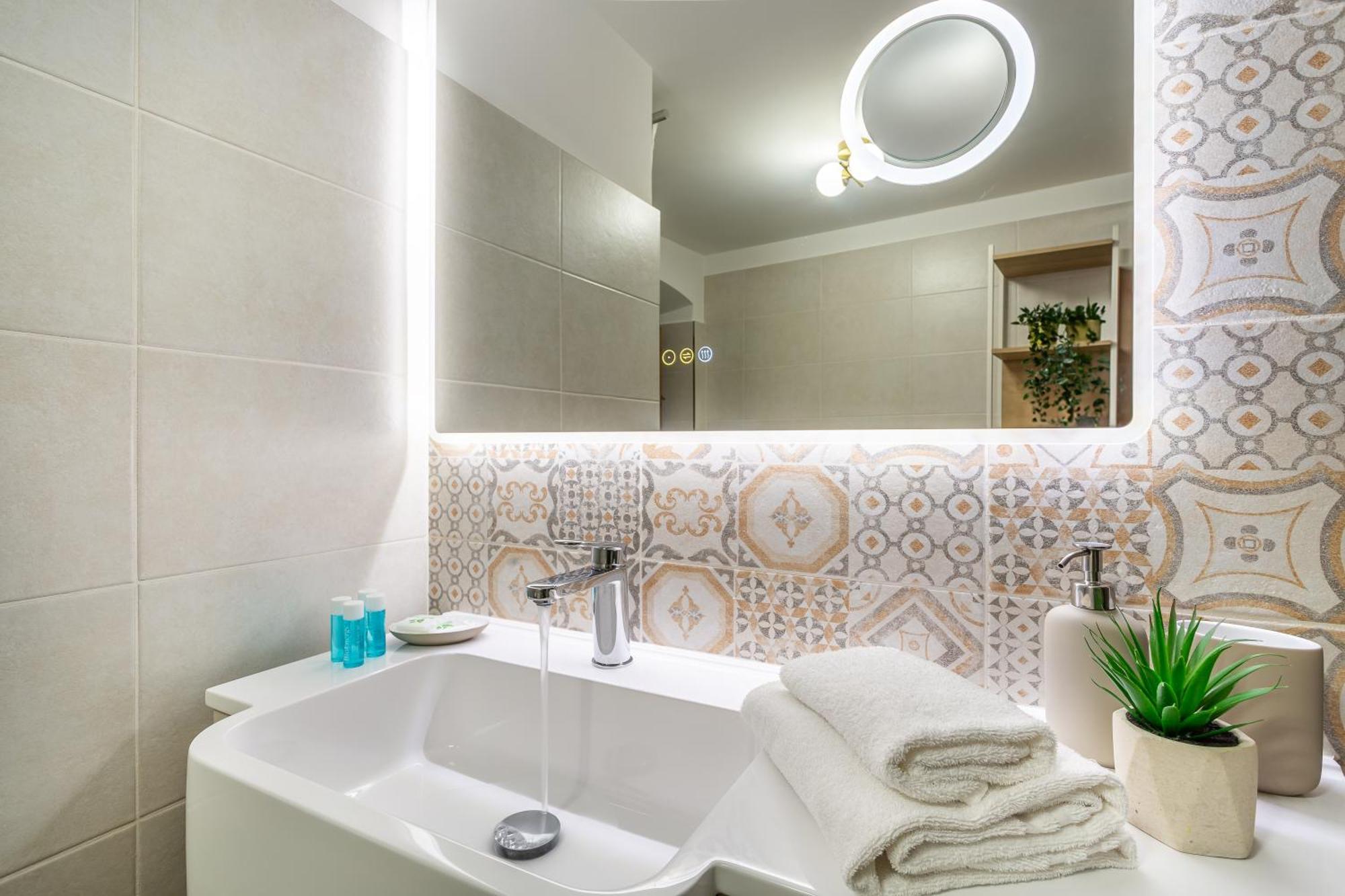 Iflat Campo De Fiori's Comfy Gem