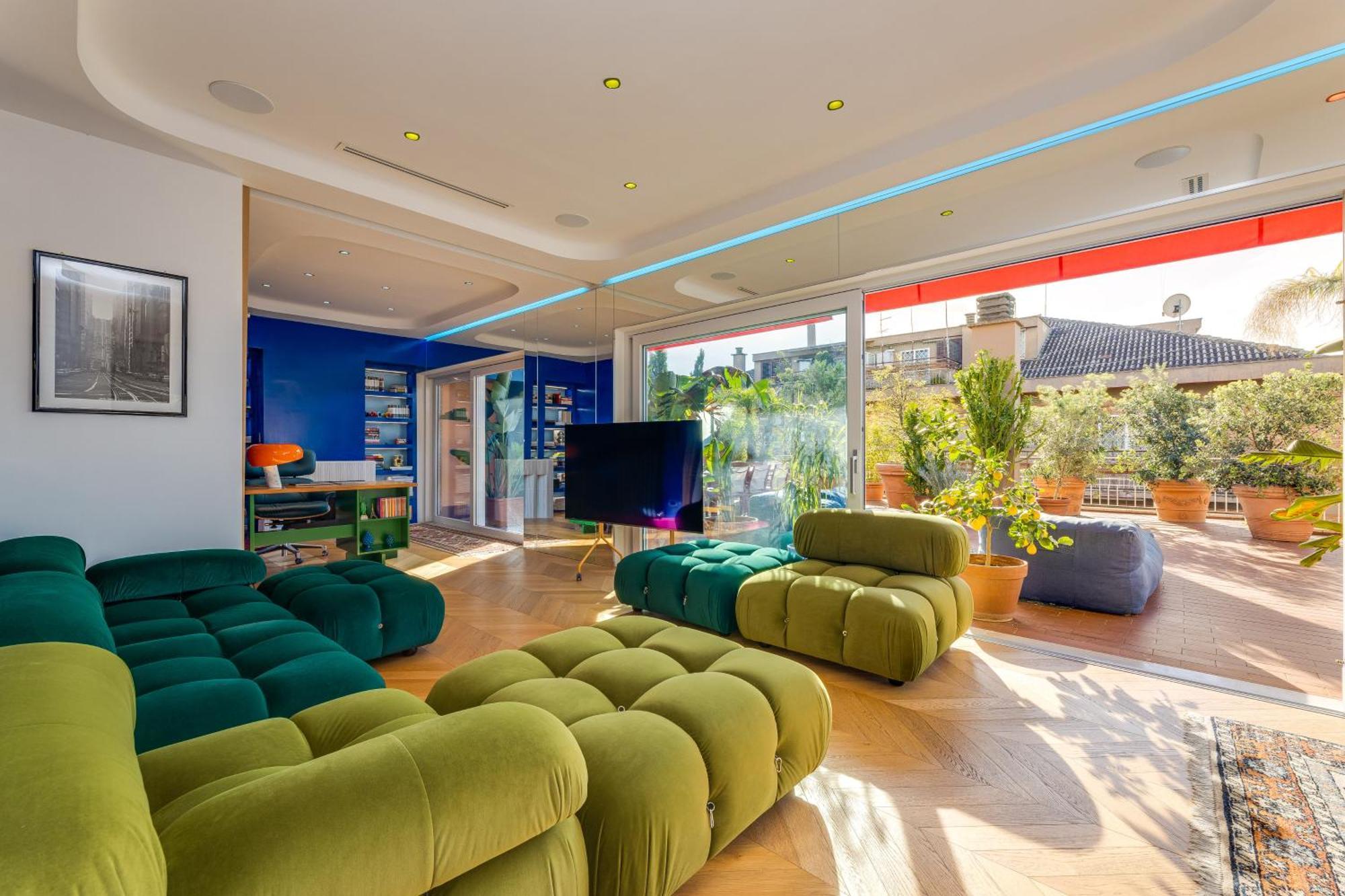 Luxury Penthouse With Terrace And Hot Tub Apartment